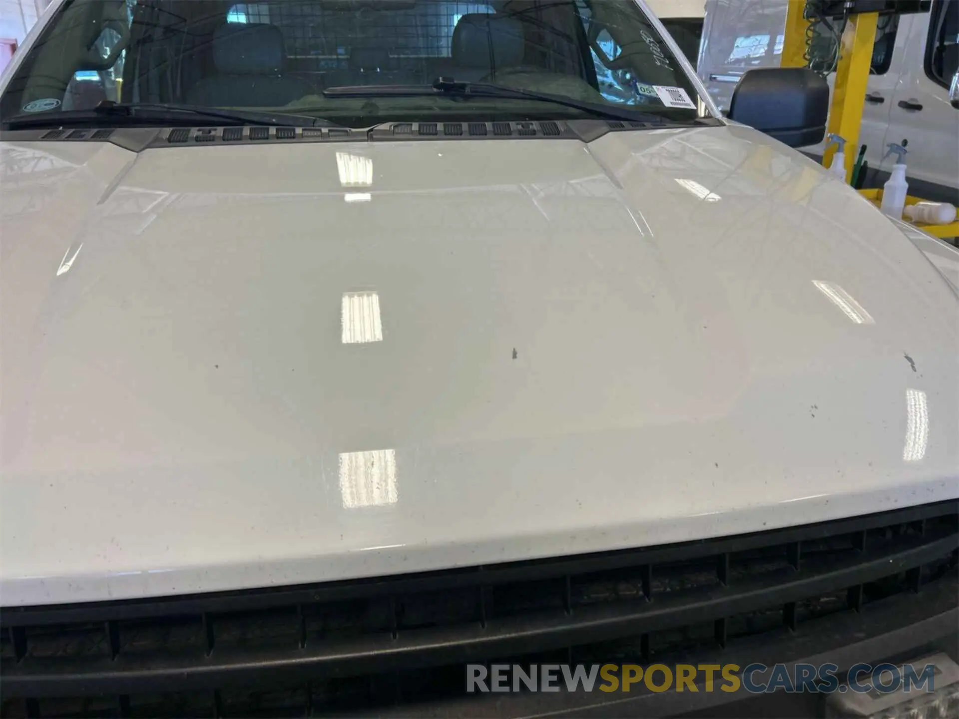18 Photograph of a damaged car 1FTFX1E56KKD18602 FORD F150 2019
