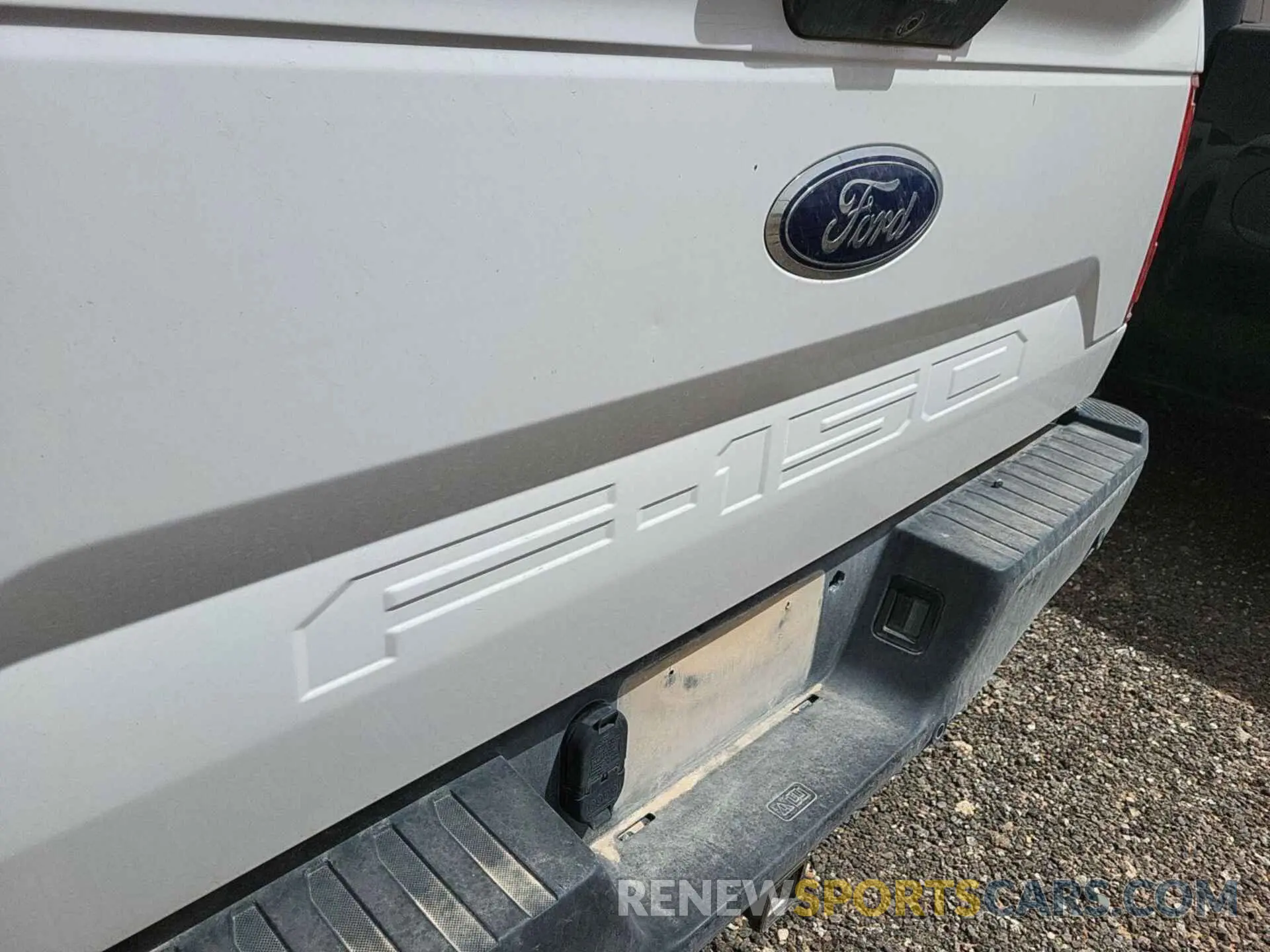 19 Photograph of a damaged car 1FTFX1E59KKC91606 FORD F150 2019