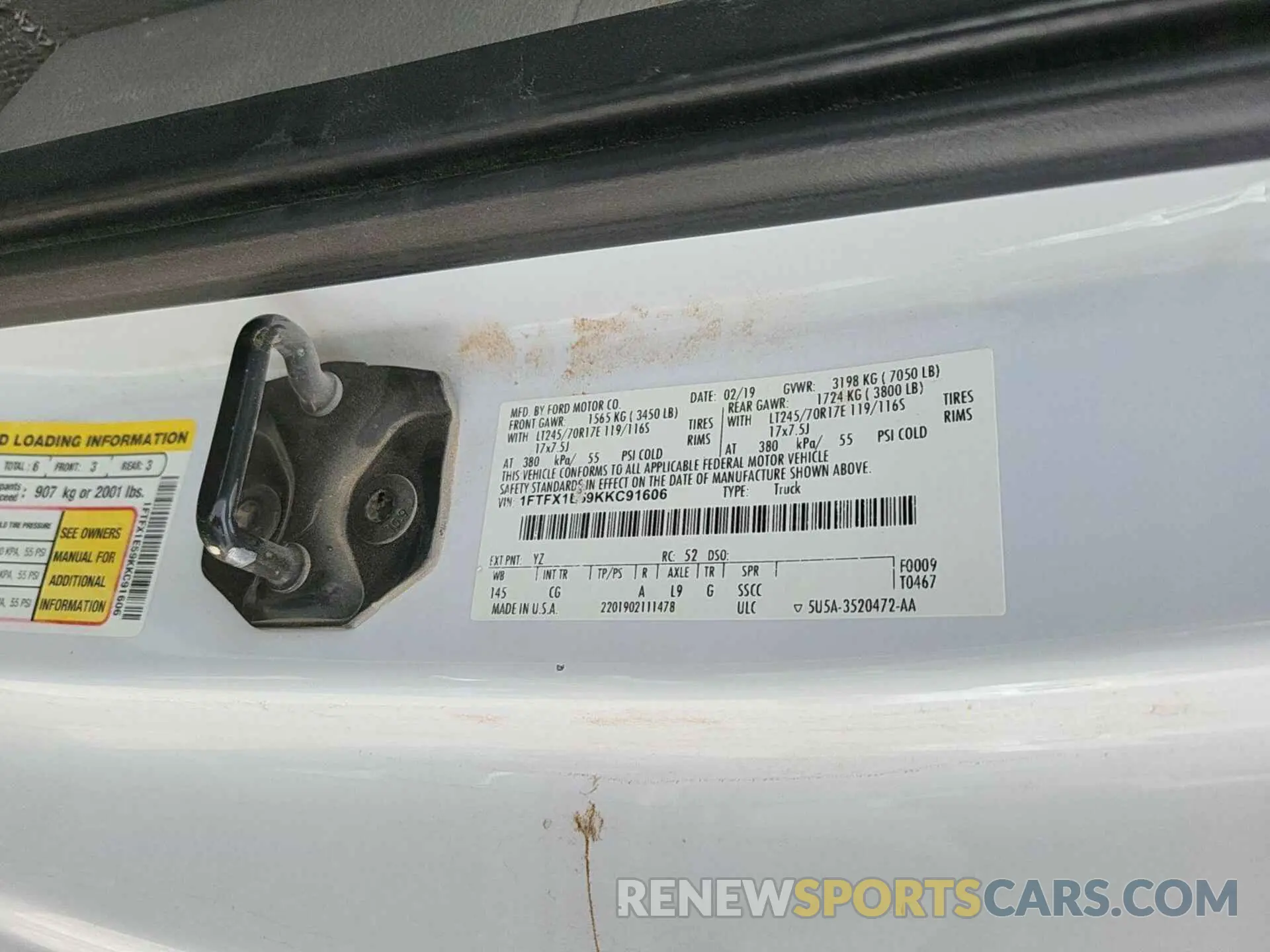 20 Photograph of a damaged car 1FTFX1E59KKC91606 FORD F150 2019