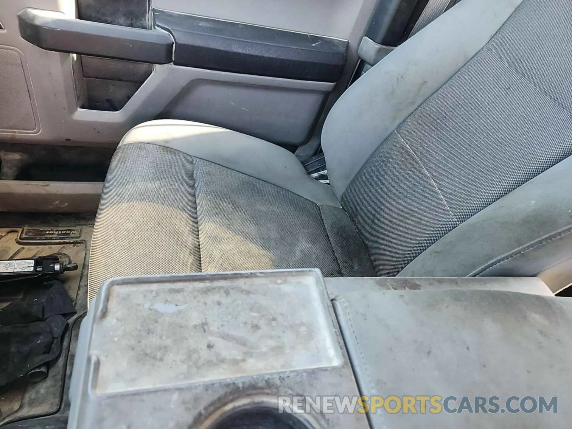 23 Photograph of a damaged car 1FTFX1E5XKKD84568 FORD F150 2019