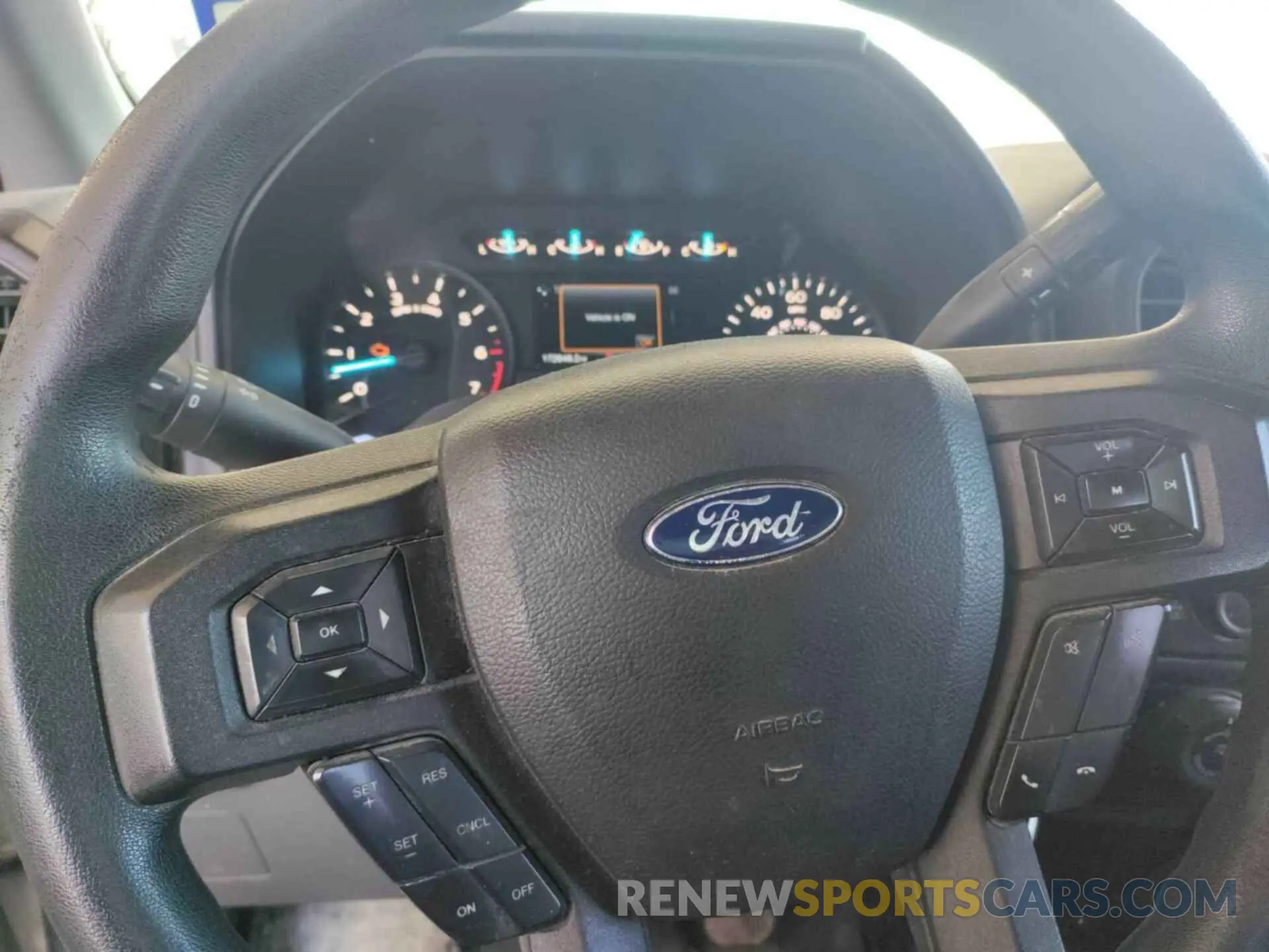 16 Photograph of a damaged car 1FTFX1E5XKKE52562 FORD F150 2019