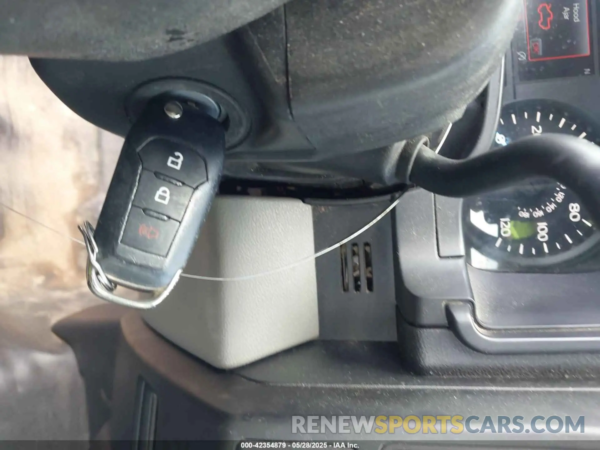 11 Photograph of a damaged car 1FTMF1CB5KKD32509 FORD F150 2019