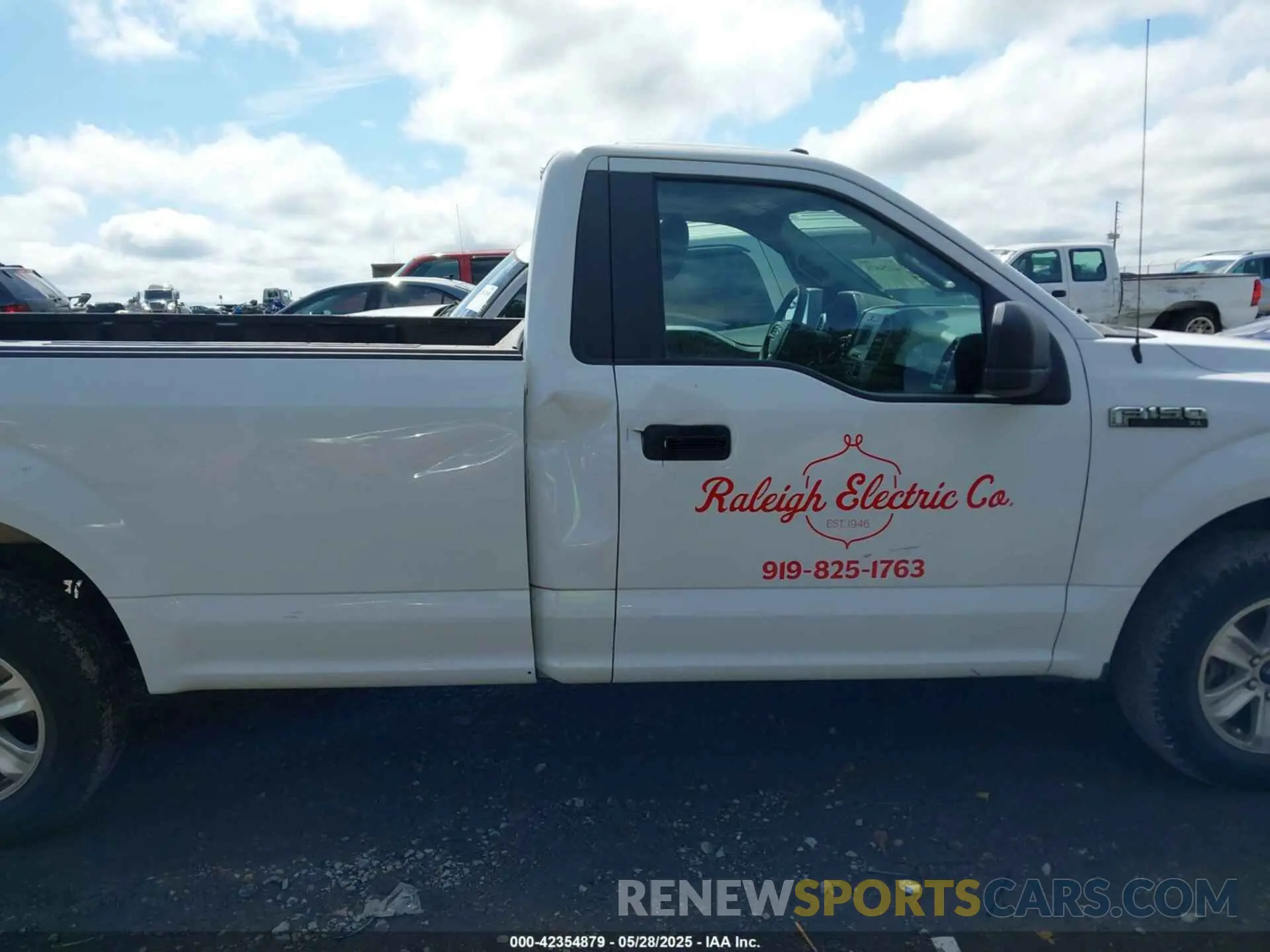 13 Photograph of a damaged car 1FTMF1CB5KKD32509 FORD F150 2019