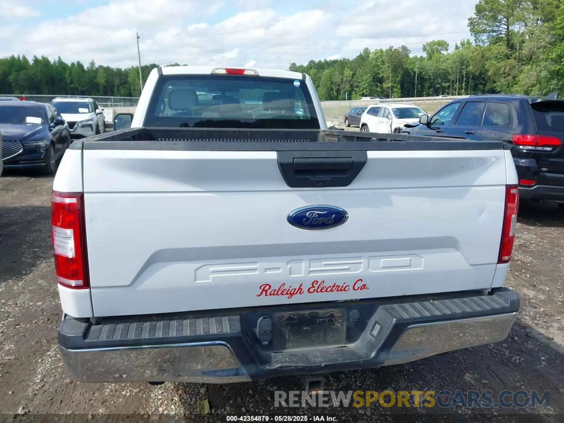 16 Photograph of a damaged car 1FTMF1CB5KKD32509 FORD F150 2019