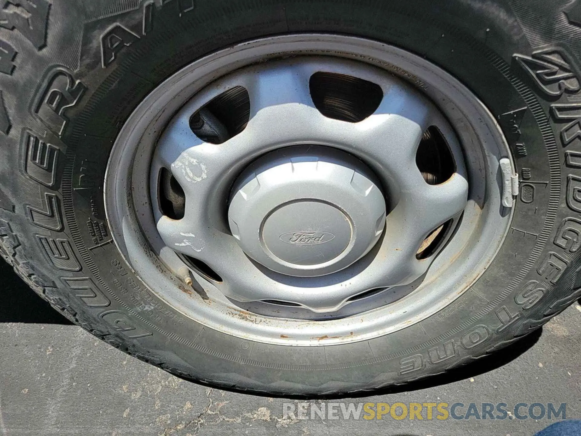23 Photograph of a damaged car 1FTMF1EB3KKD76909 FORD F150 2019