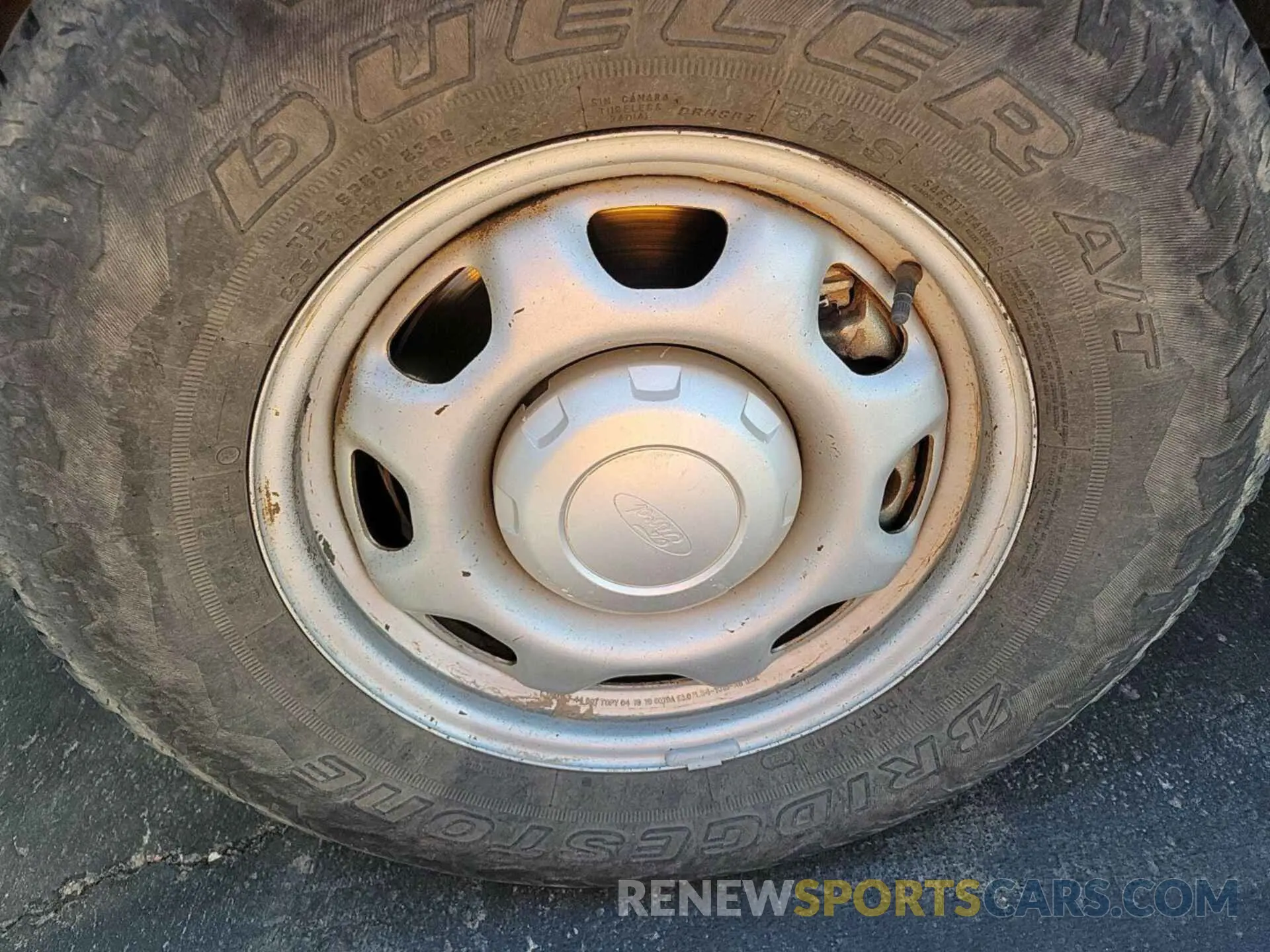 29 Photograph of a damaged car 1FTMF1EB3KKD76909 FORD F150 2019