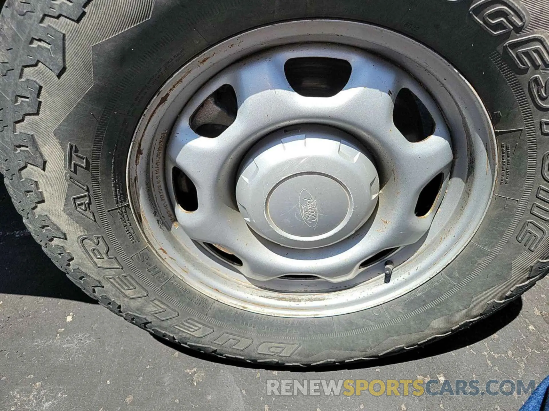 3 Photograph of a damaged car 1FTMF1EB3KKD76909 FORD F150 2019