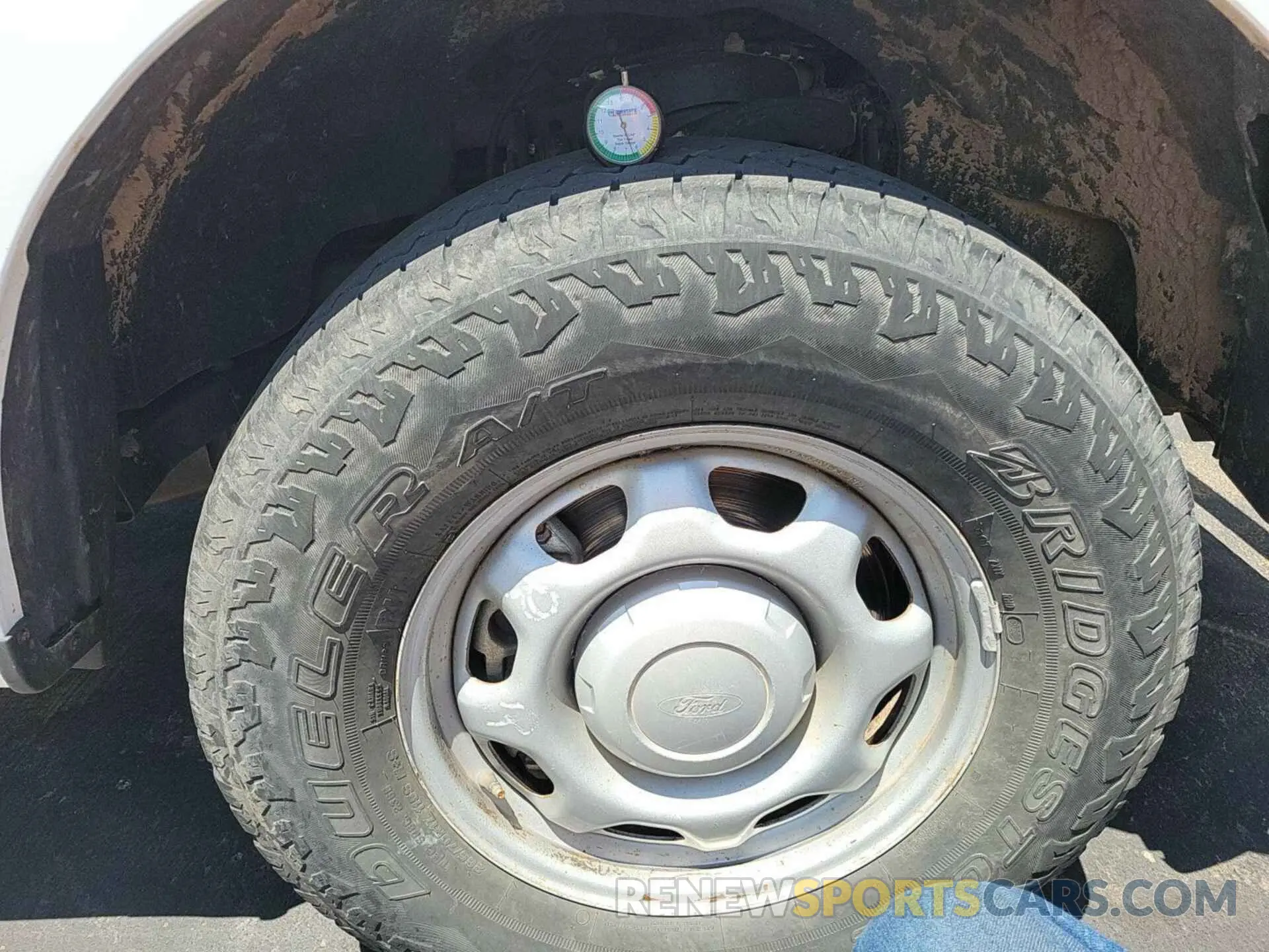 40 Photograph of a damaged car 1FTMF1EB3KKD76909 FORD F150 2019