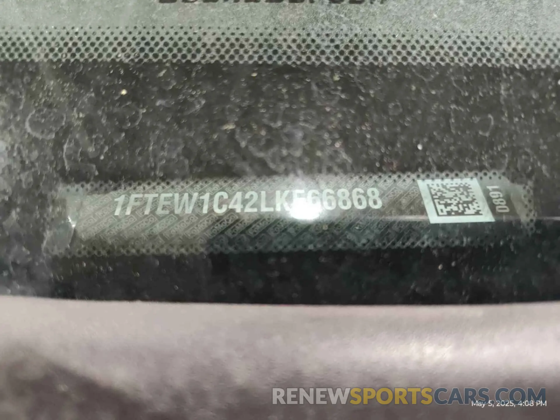 19 Photograph of a damaged car 1FTEW1C42LKE66868 FORD F150 2020