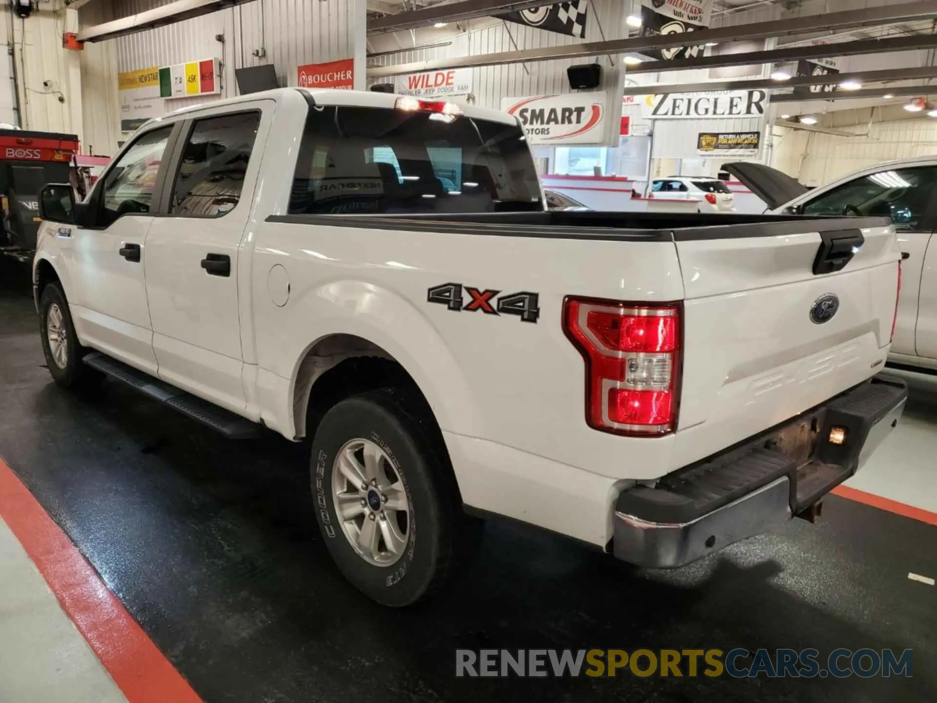 1 Photograph of a damaged car 1FTEW1E42LFB70979 FORD F150 2020