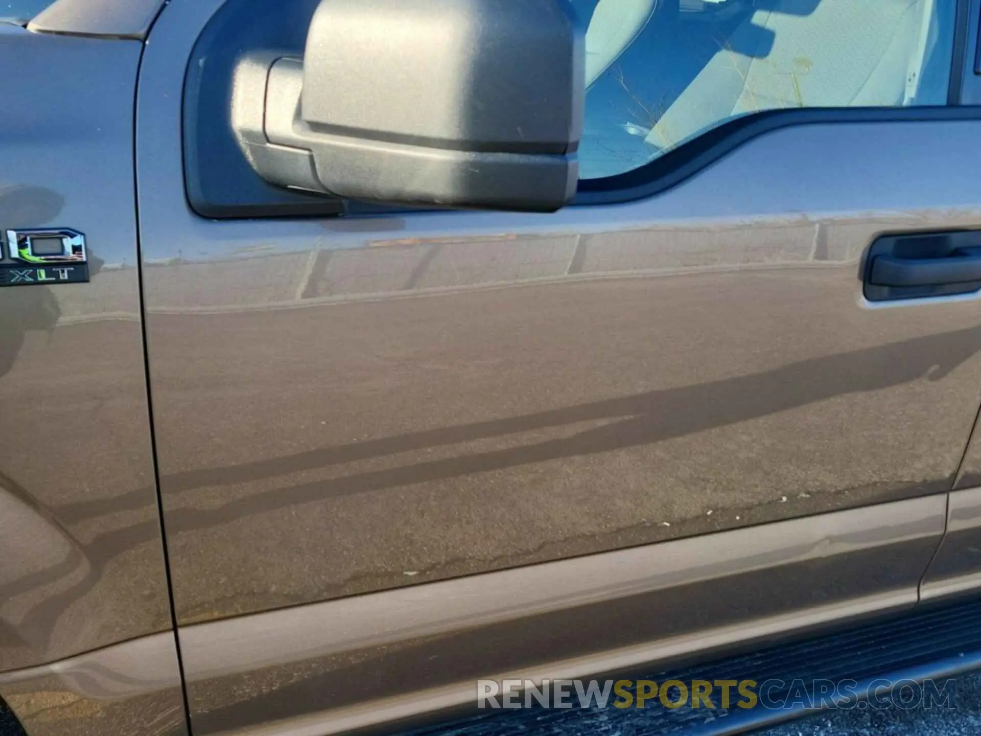 27 Photograph of a damaged car 1FTEW1EP3LKD10572 FORD F150 2020