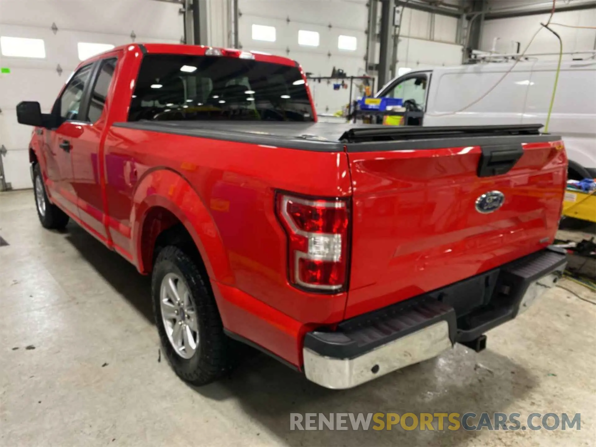 19 Photograph of a damaged car 1FTEX1C44LKE12761 FORD F150 2020