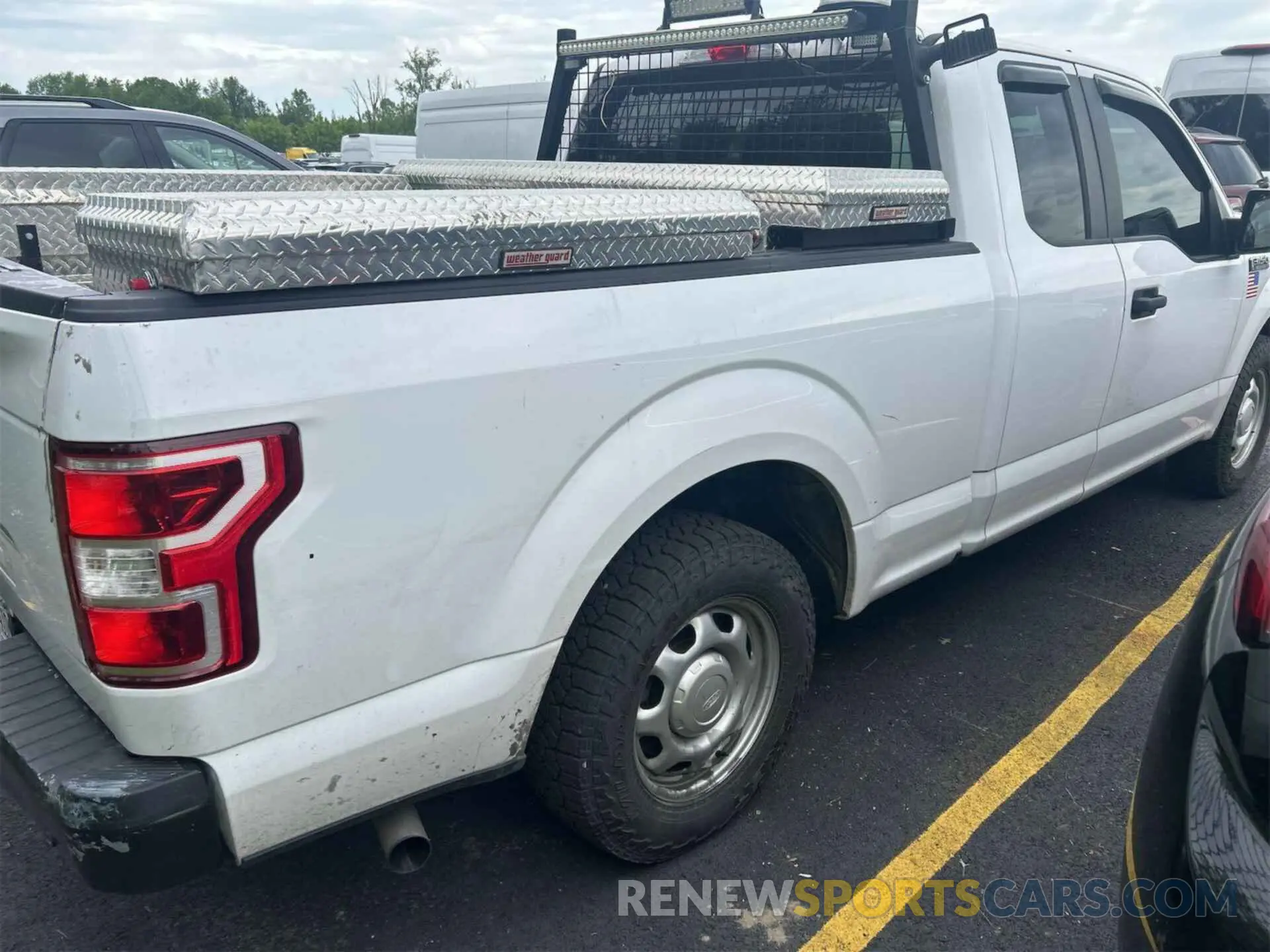 13 Photograph of a damaged car 1FTEX1C50LKD83770 FORD F150 2020