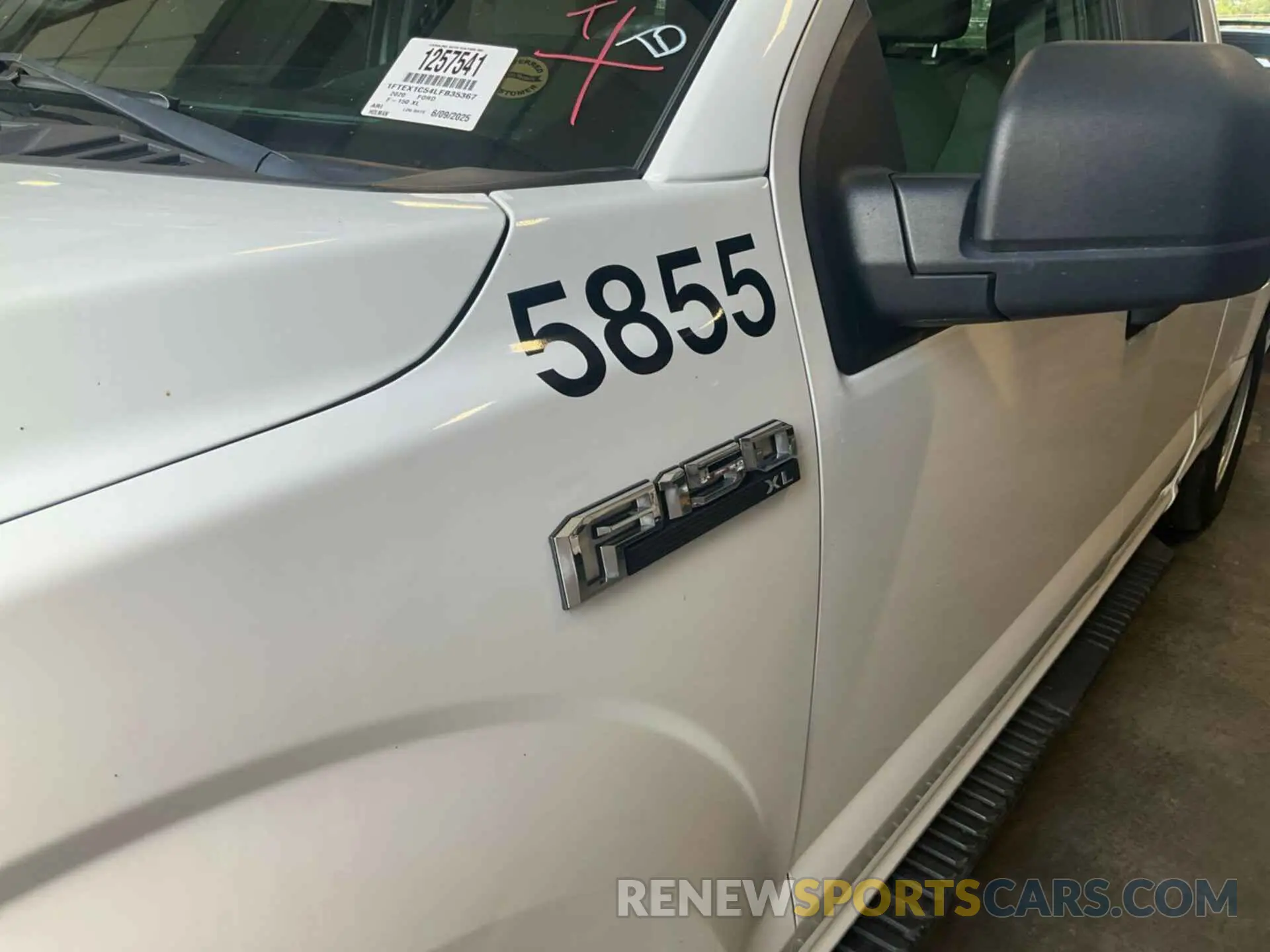 17 Photograph of a damaged car 1FTEX1C54LFB35367 FORD F150 2020