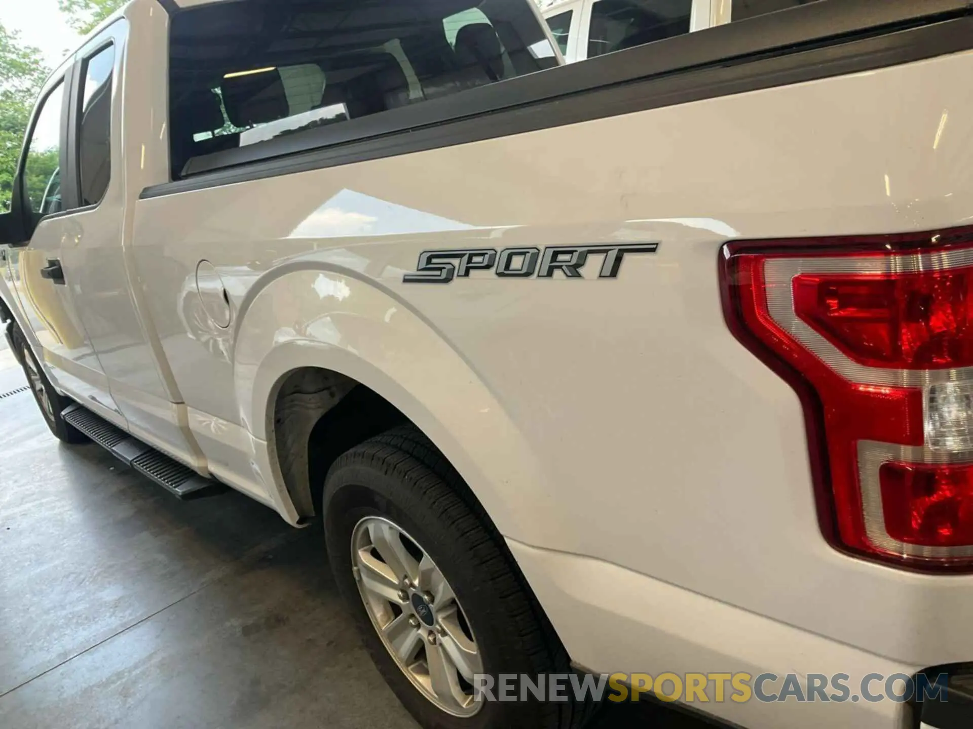 10 Photograph of a damaged car 1FTEX1CP6LKE48963 FORD F150 2020
