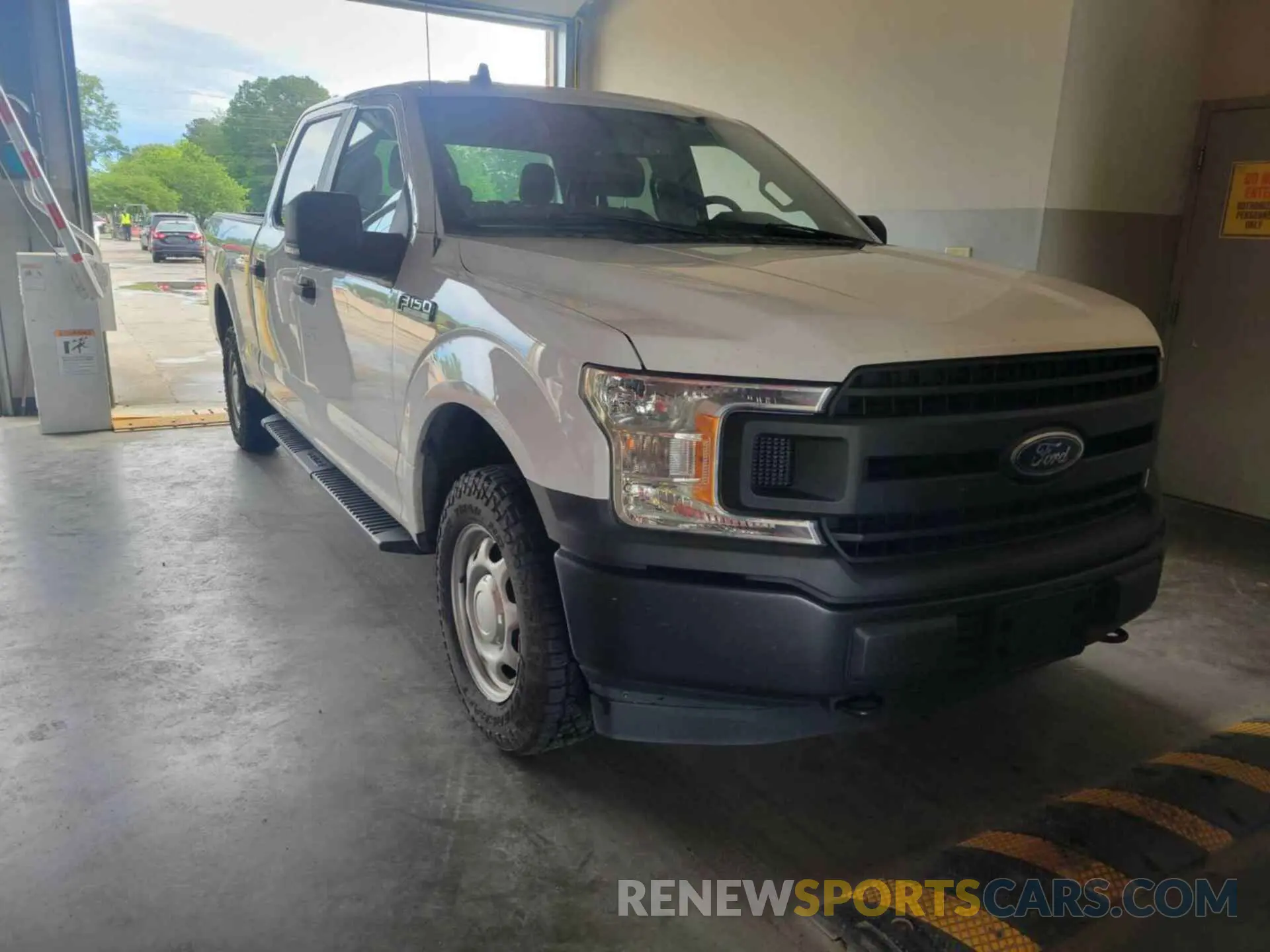 23 Photograph of a damaged car 1FTFW1E5XLKF11517 FORD F150 2020