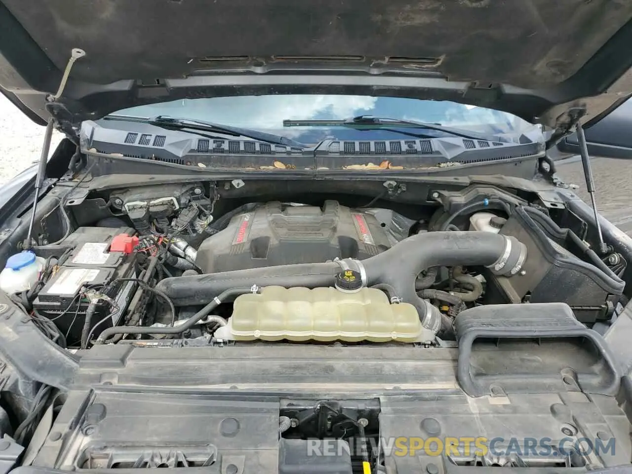 11 Photograph of a damaged car 1FTFW1RG5LFA15545 FORD F150 2020