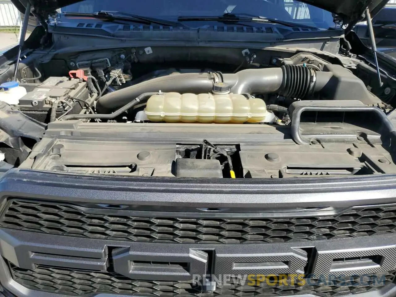11 Photograph of a damaged car 1FTFW1RG5LFB42473 FORD F150 2020
