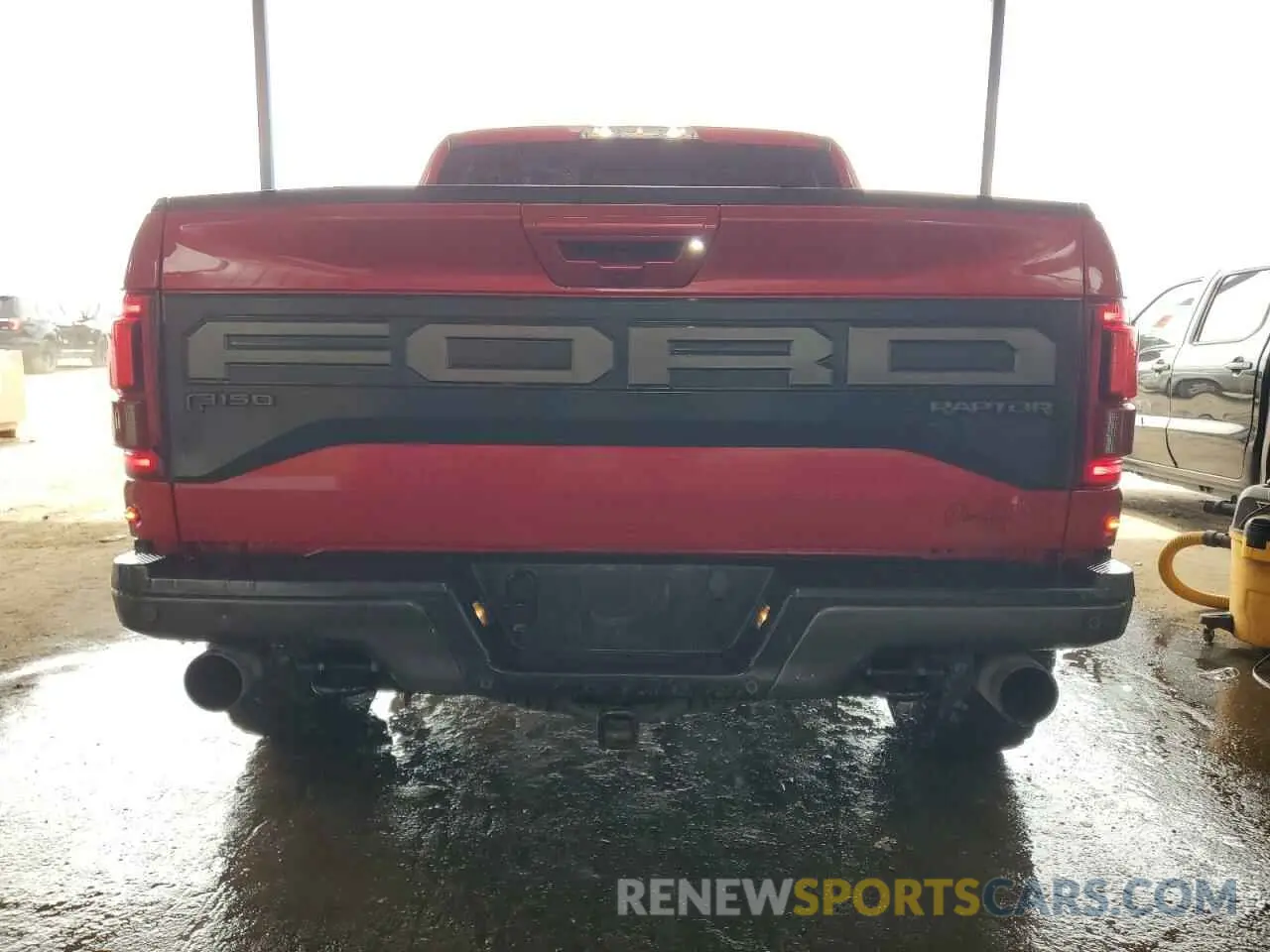 6 Photograph of a damaged car 1FTFW1RG6LFA39191 FORD F150 2020
