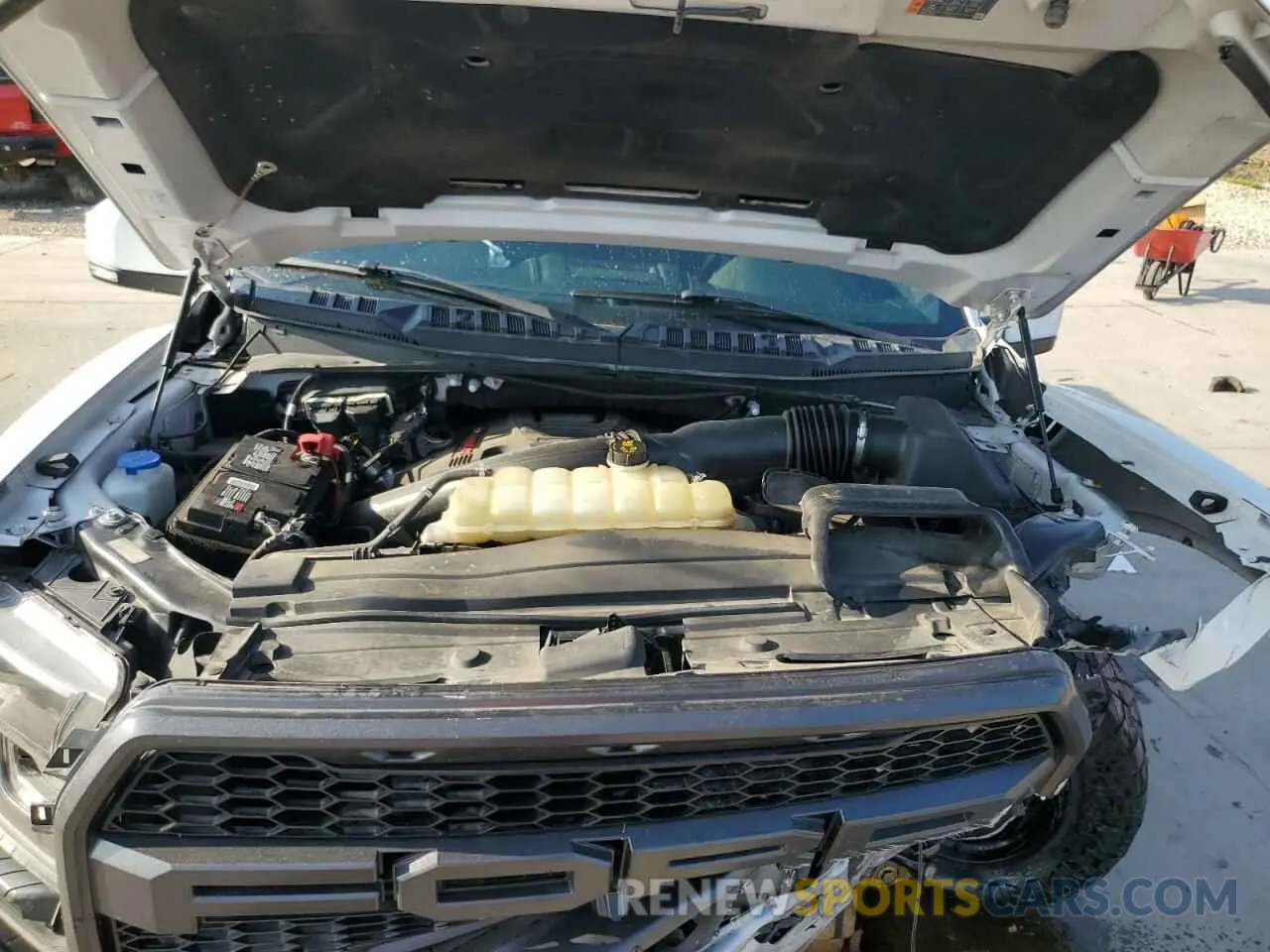 11 Photograph of a damaged car 1FTFW1RGXLFB33543 FORD F150 2020