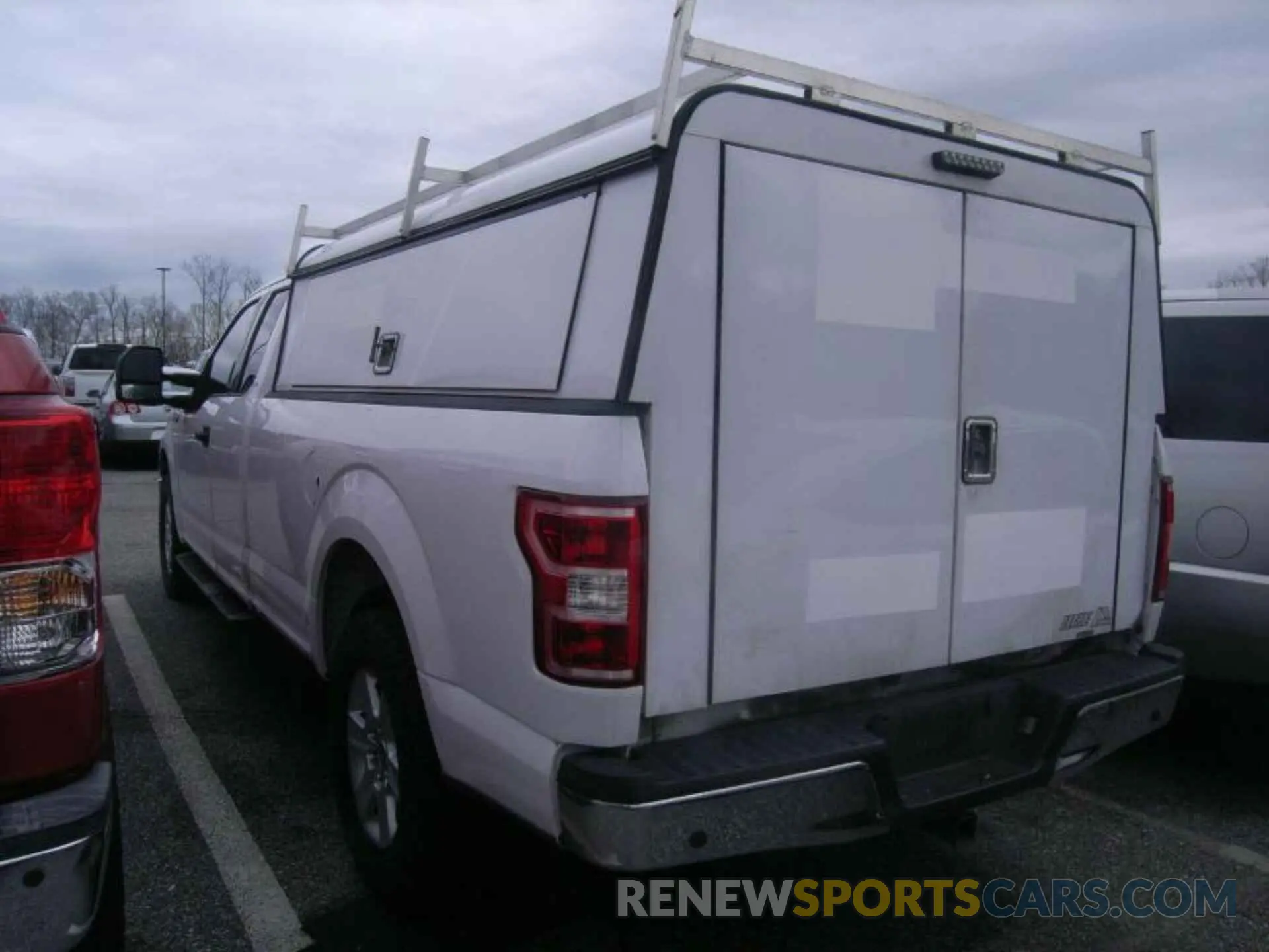 18 Photograph of a damaged car 1FTFX1E40LKD53385 FORD F150 2020
