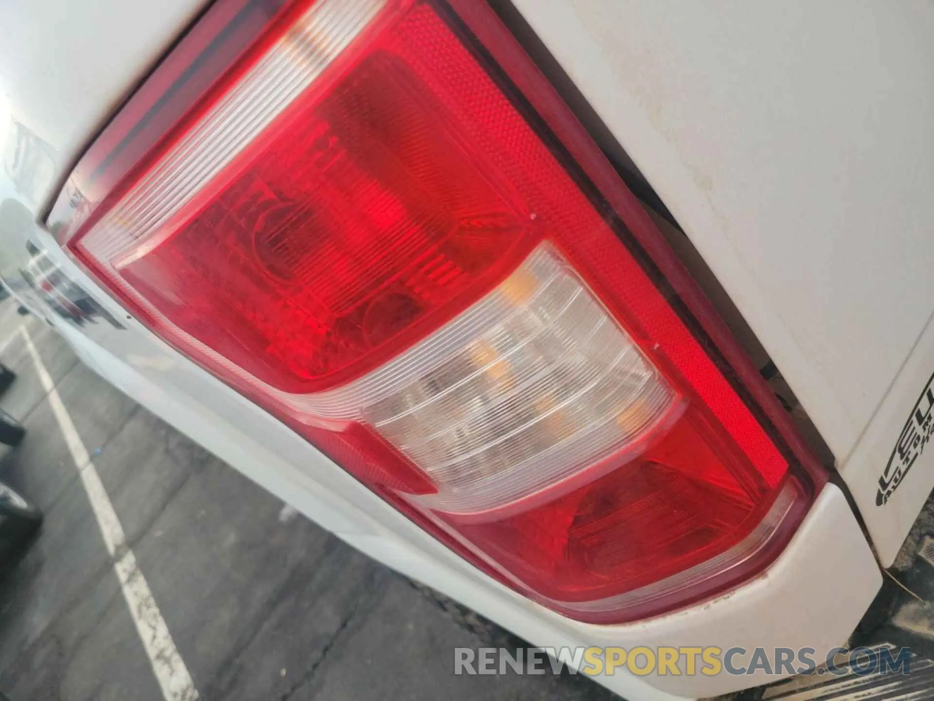 29 Photograph of a damaged car 1FTFX1E59LKD35590 FORD F150 2020