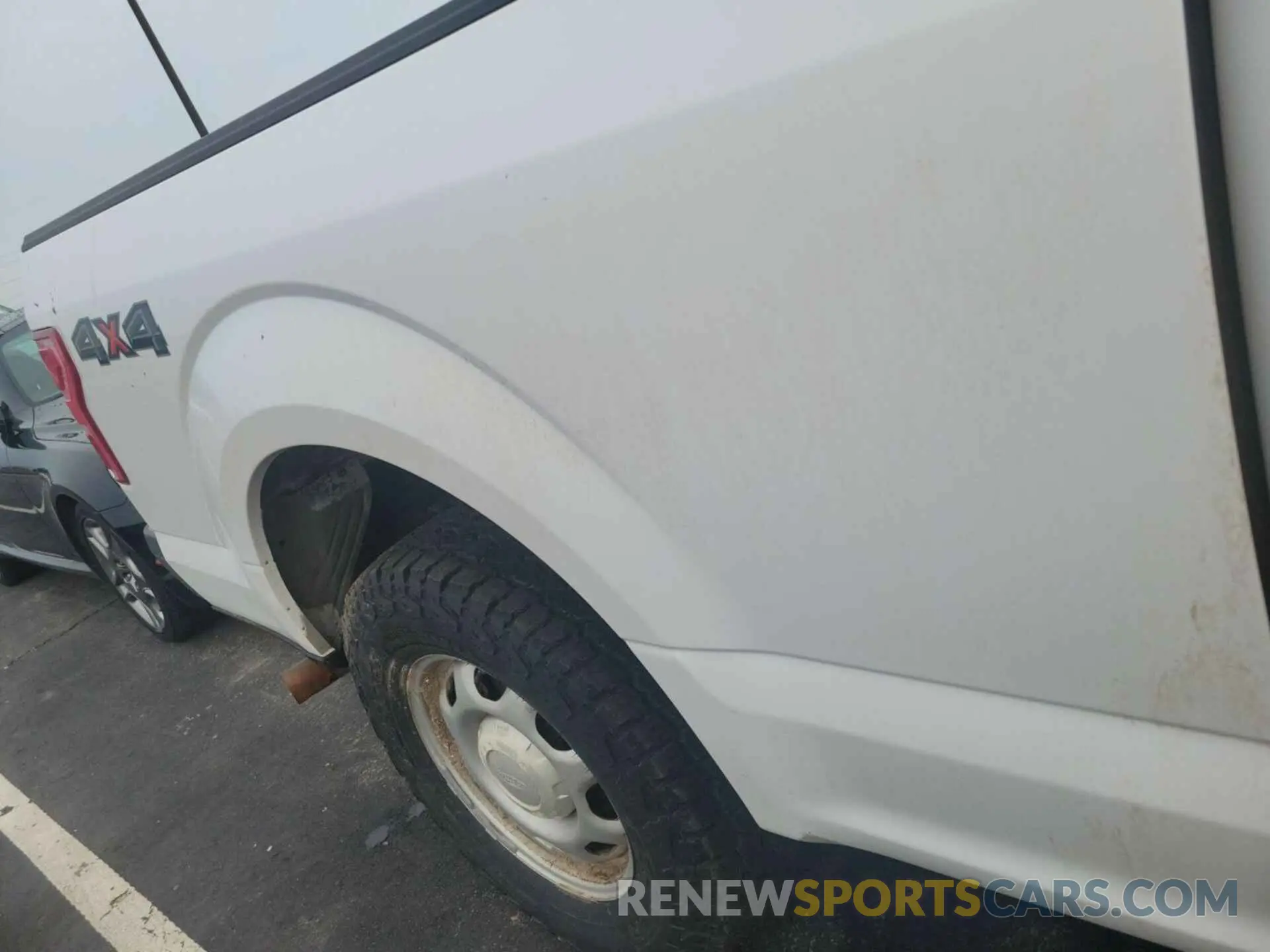 37 Photograph of a damaged car 1FTFX1E59LKD35590 FORD F150 2020