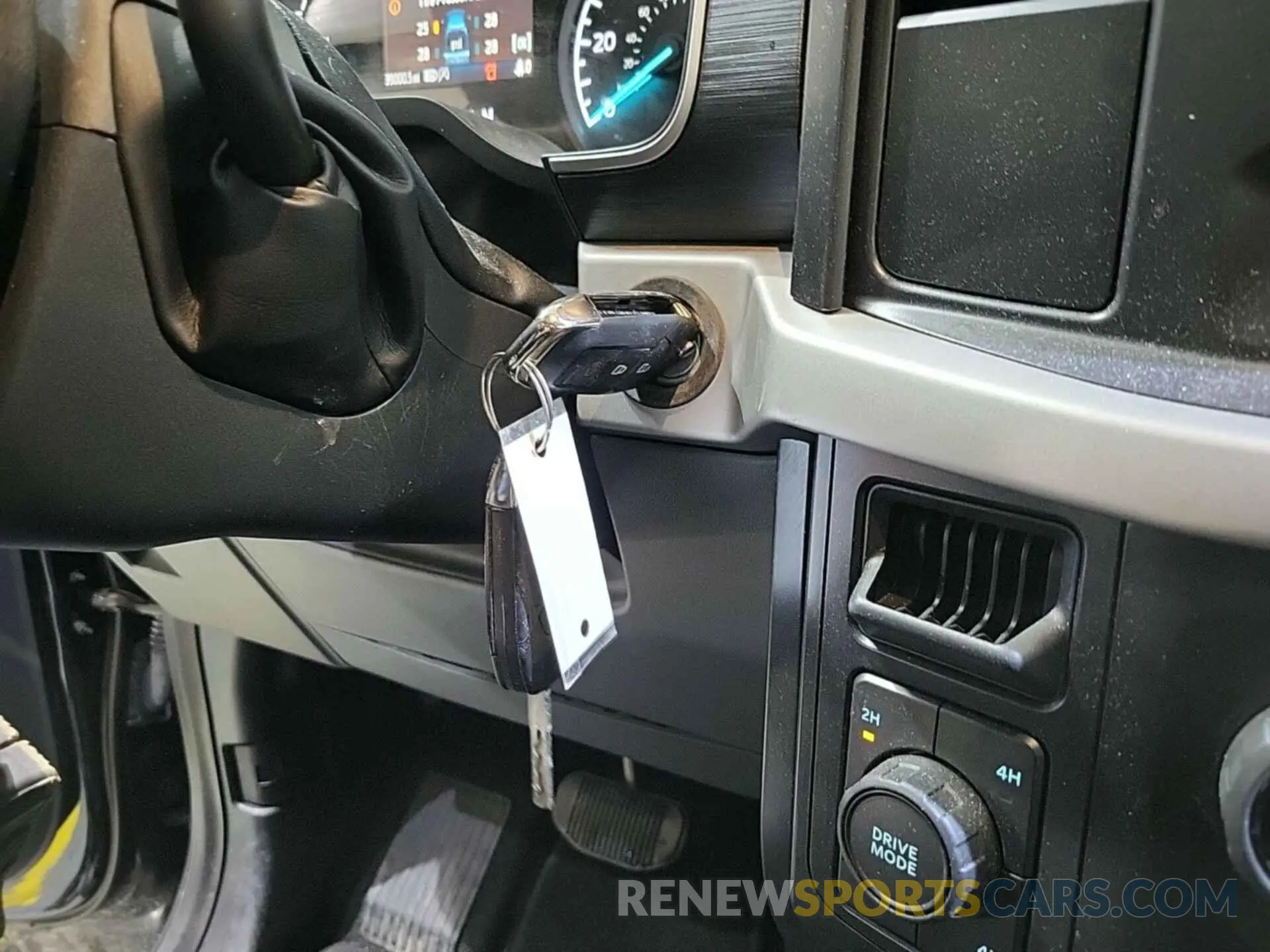 14 Photograph of a damaged car 1FTEW1EB0MFB64792 FORD F150 2021