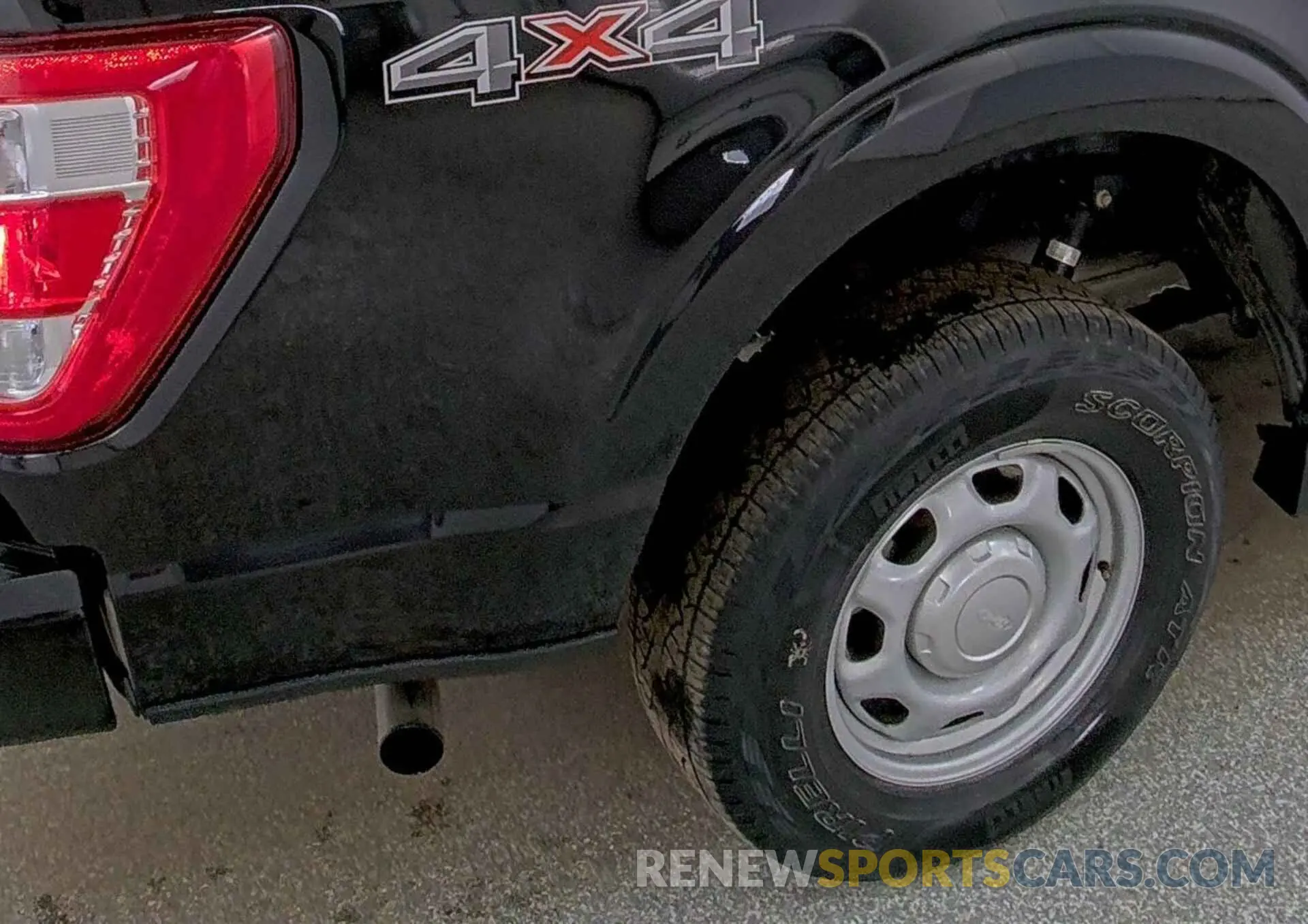 23 Photograph of a damaged car 1FTEW1EB0MFB64792 FORD F150 2021