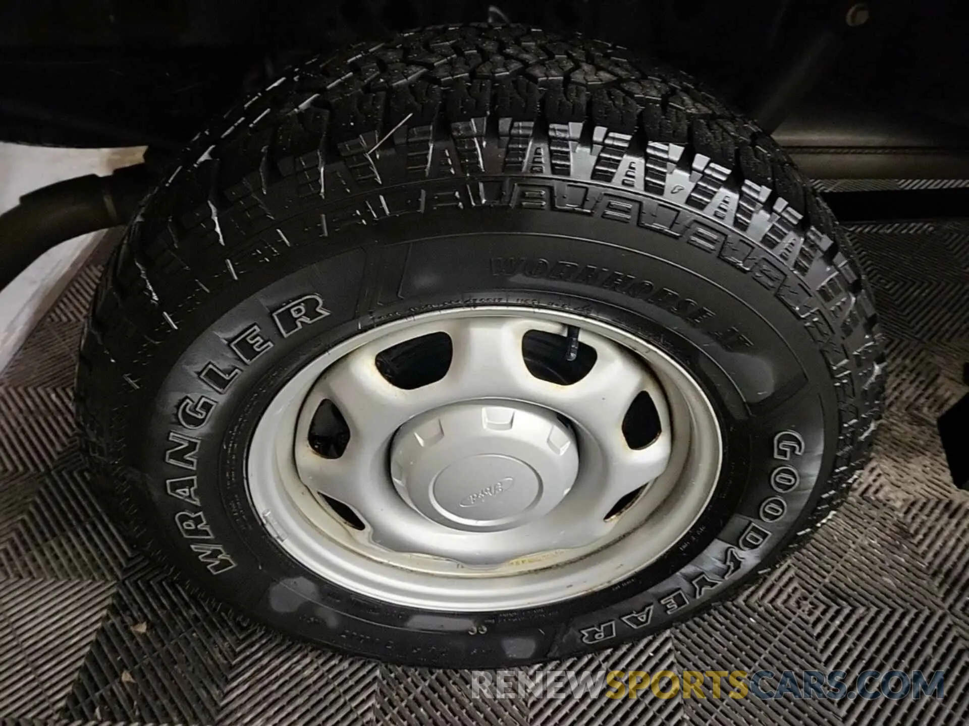 29 Photograph of a damaged car 1FTEW1EB7MFB96316 FORD F150 2021