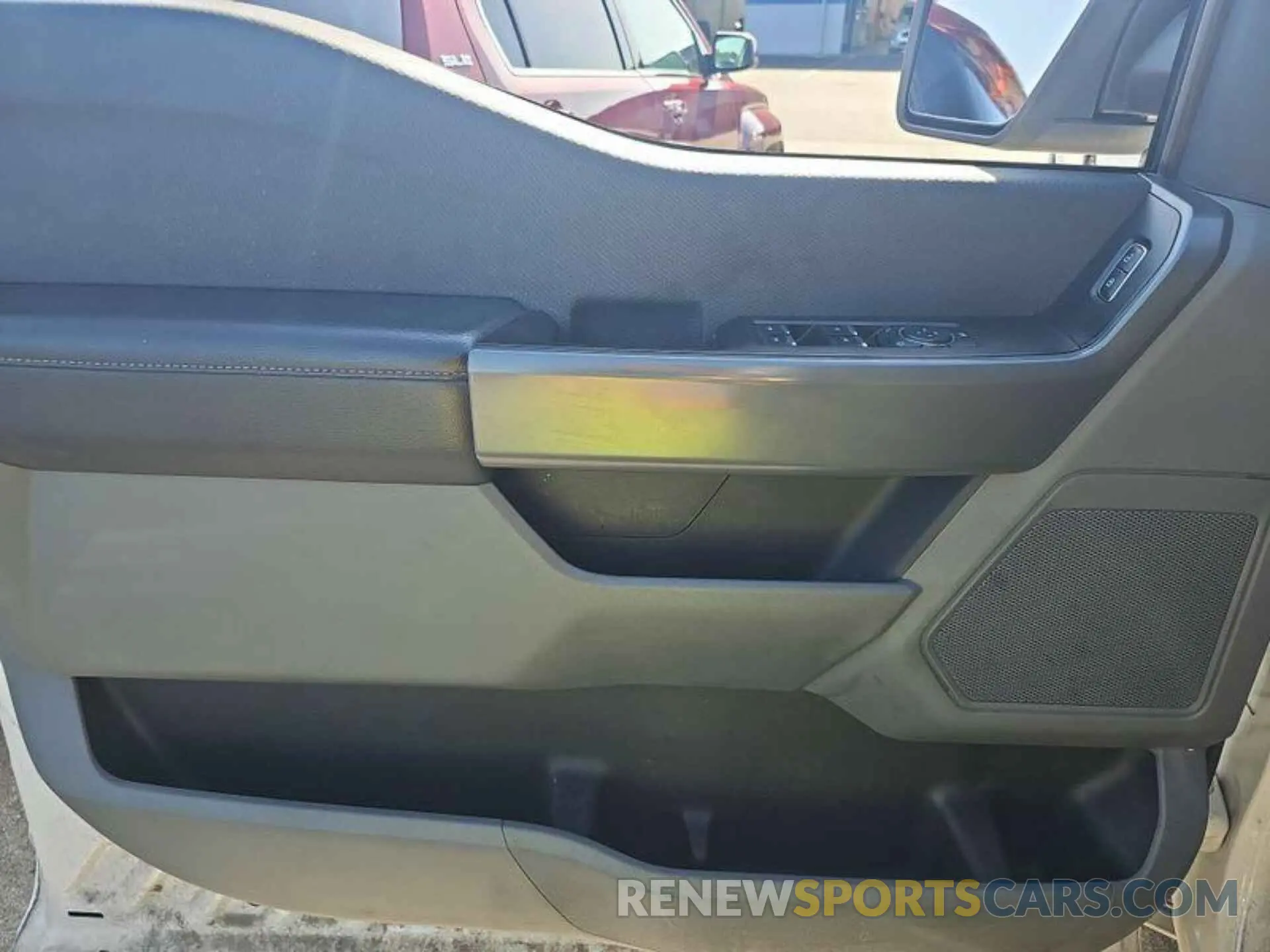 16 Photograph of a damaged car 1FTEW1EB7MFC10280 FORD F150 2021