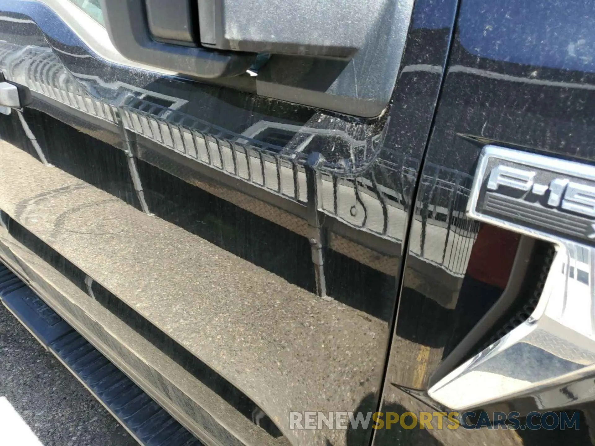 1 Photograph of a damaged car 1FTEW1EP4MKD27219 FORD F150 2021