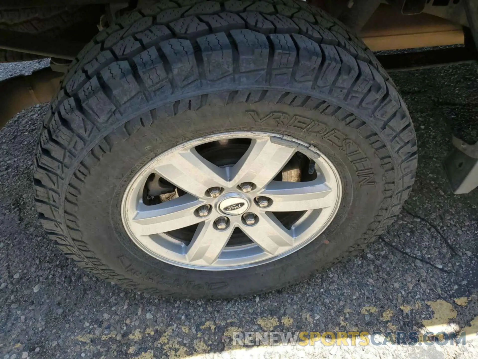 18 Photograph of a damaged car 1FTEW1EP4MKD27219 FORD F150 2021