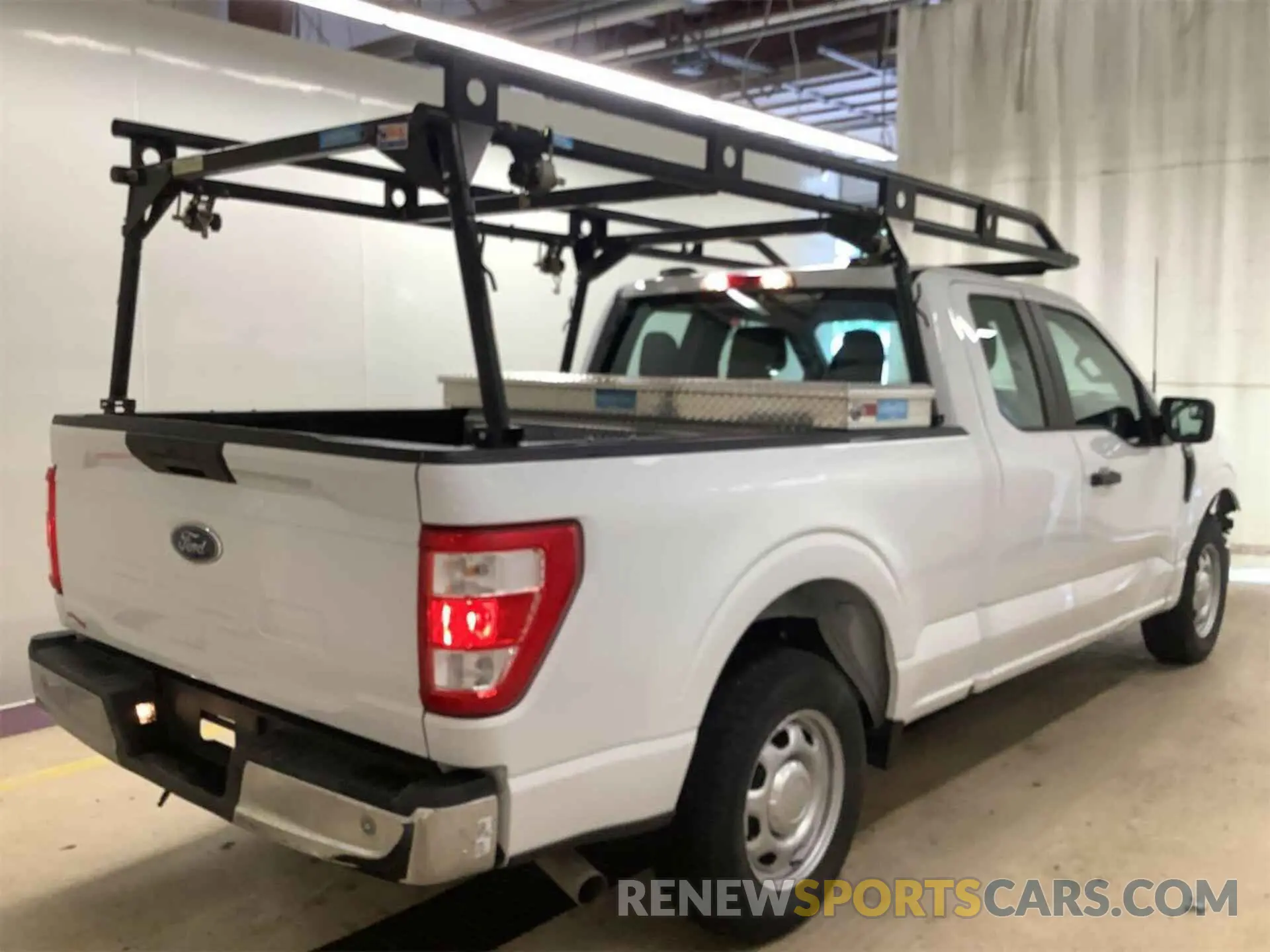 6 Photograph of a damaged car 1FTEX1C52MFC37025 FORD F150 2021