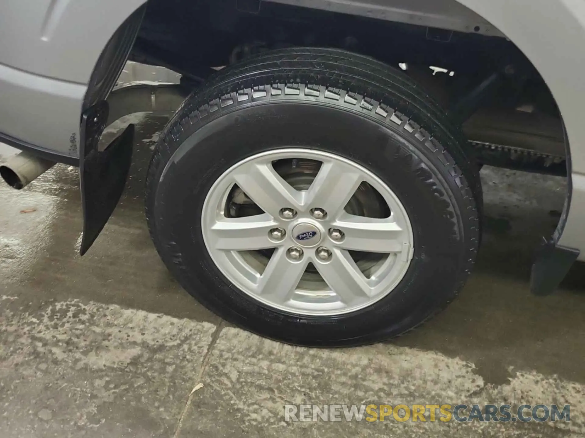 23 Photograph of a damaged car 1FTEX1CB4MKE76752 FORD F150 2021