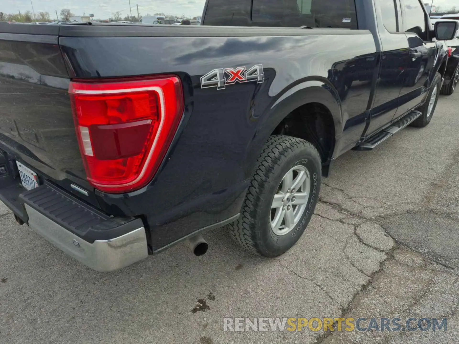26 Photograph of a damaged car 1FTEX1EP6MKE57340 FORD F150 2021