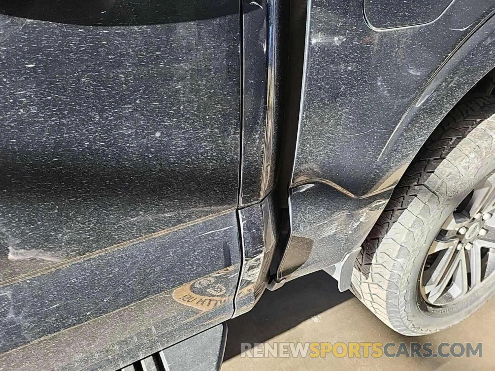 26 Photograph of a damaged car 1FTFW1E55MFA66016 FORD F150 2021
