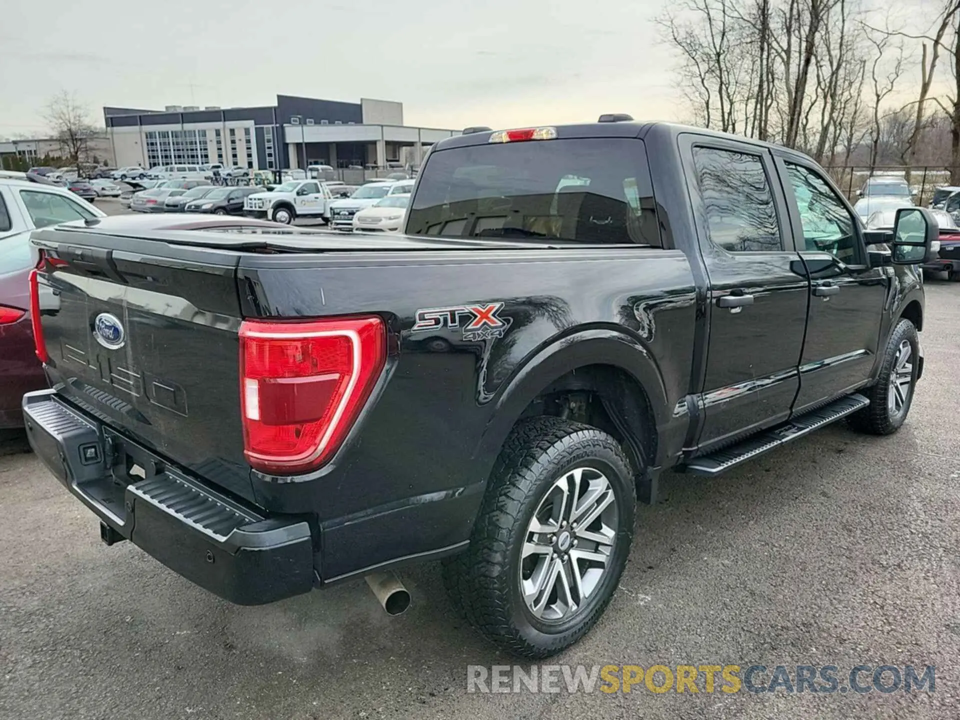8 Photograph of a damaged car 1FTFW1E55MFA66016 FORD F150 2021