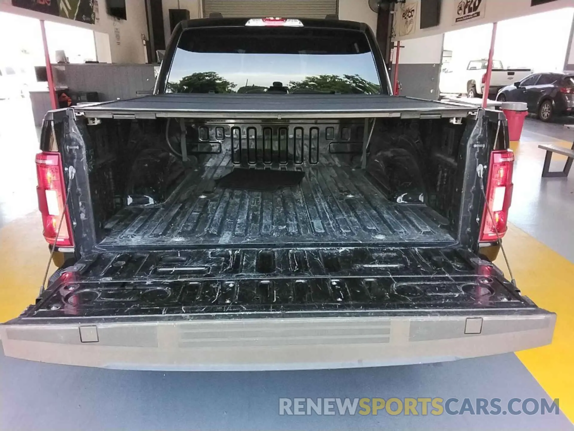 19 Photograph of a damaged car 1FTFW1E5XMKD07849 FORD F150 2021