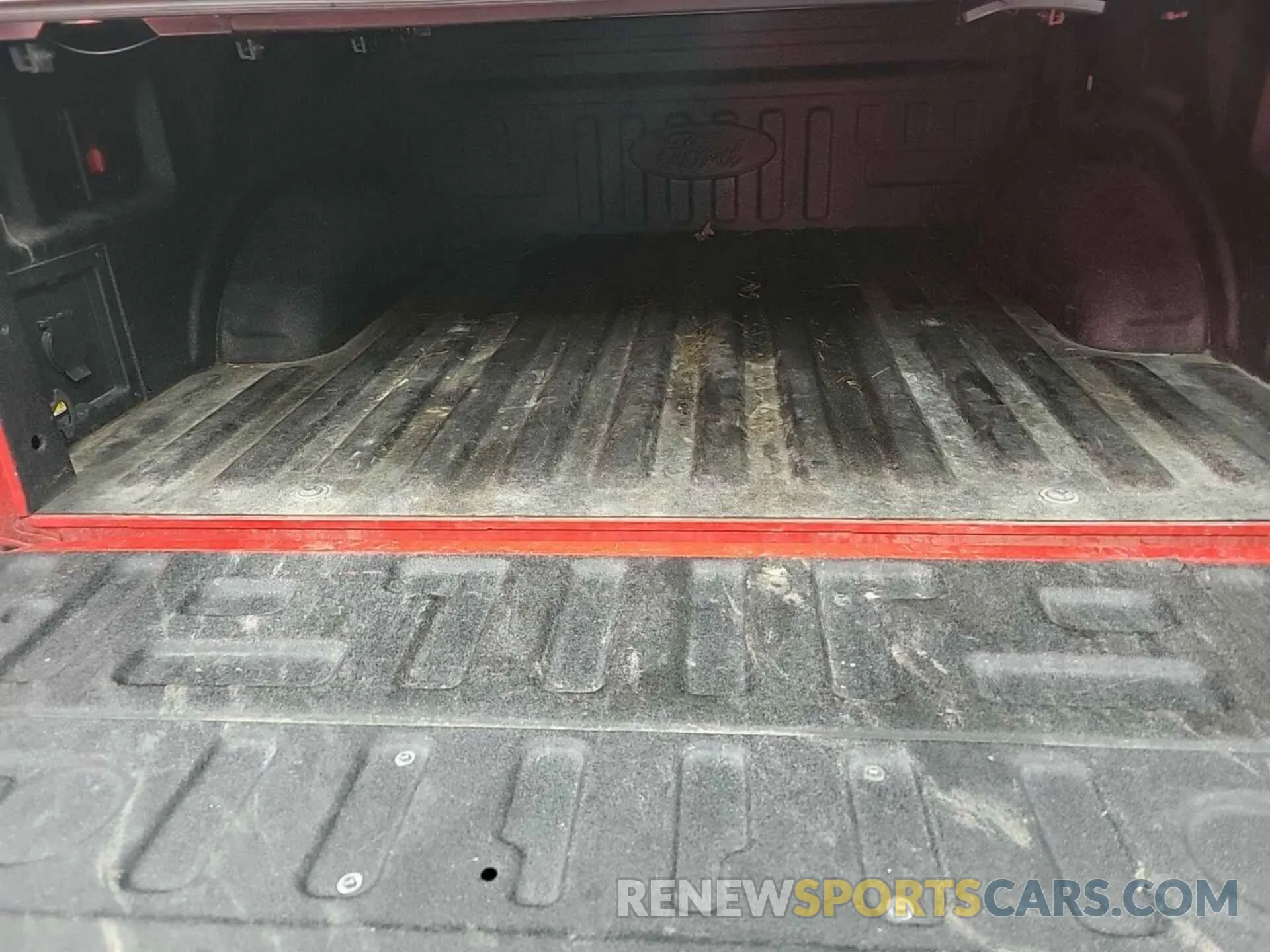 21 Photograph of a damaged car 1FTFW1E8XMKF01095 FORD F150 2021