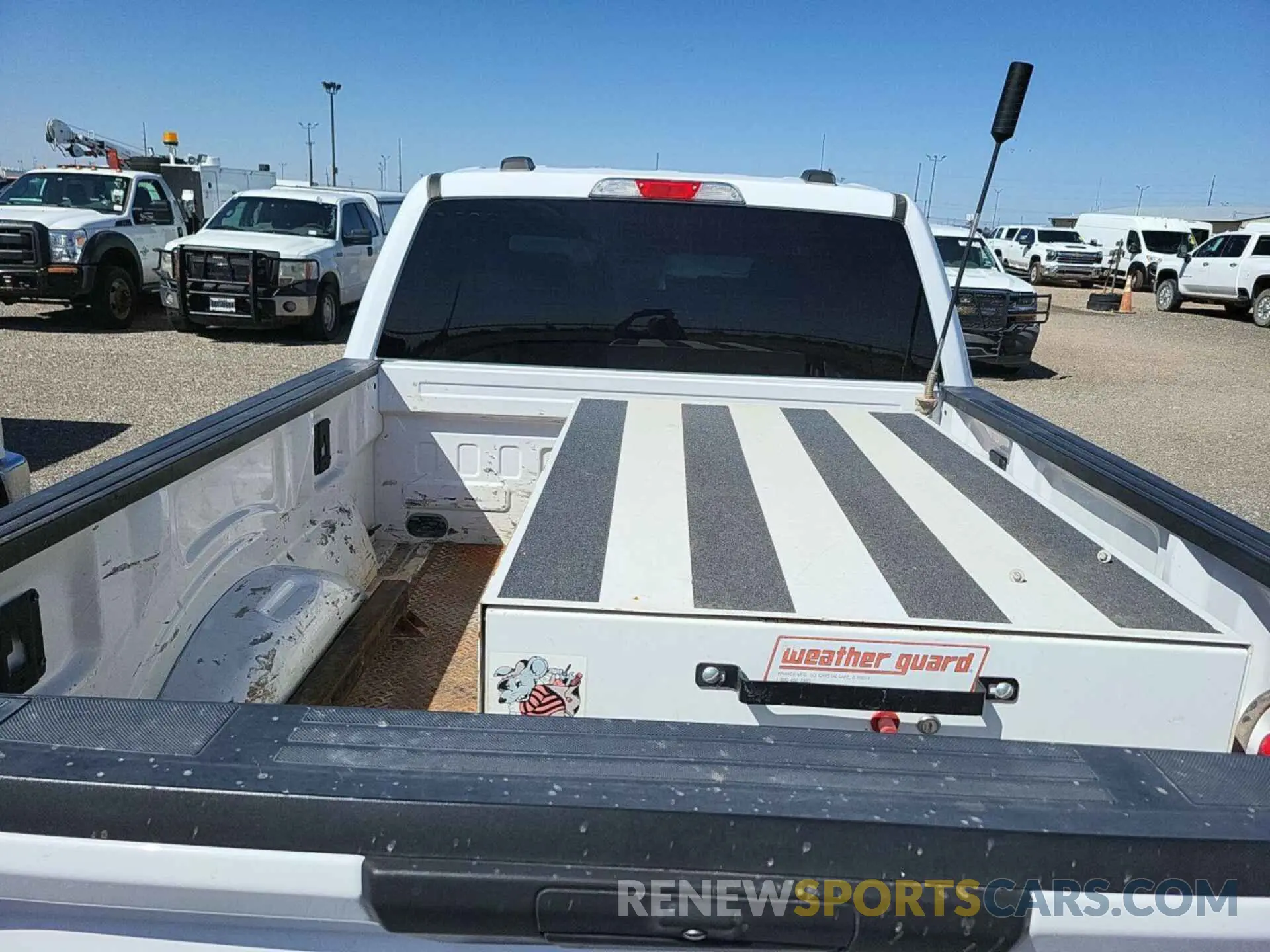 6 Photograph of a damaged car 1FTFX1E50MKD84095 FORD F150 2021