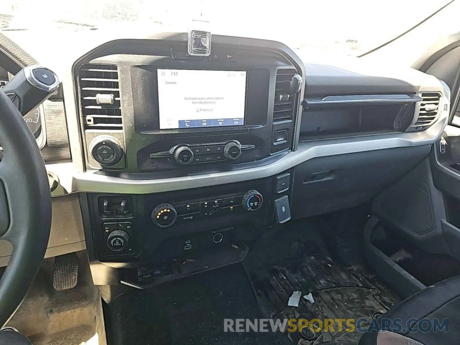 17 Photograph of a damaged car 1FTFX1E59MKF07537 FORD F150 2021