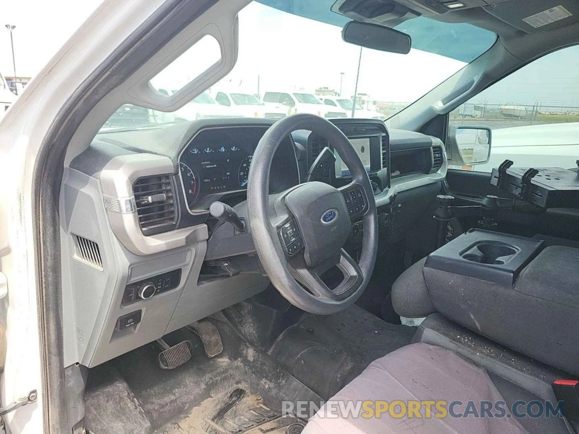 14 Photograph of a damaged car 1FTEX1EB6NKD05550 FORD F150 2022
