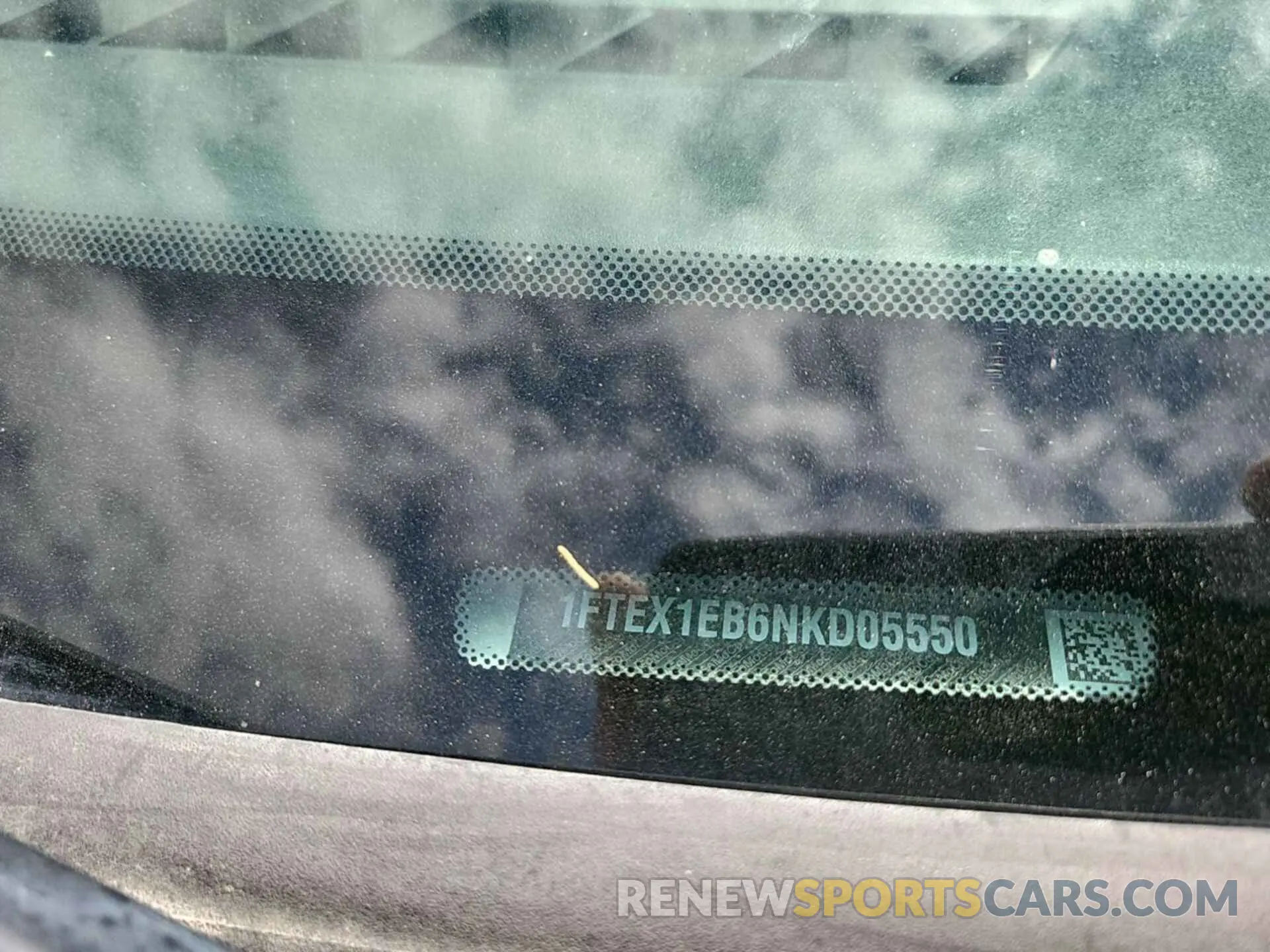 15 Photograph of a damaged car 1FTEX1EB6NKD05550 FORD F150 2022