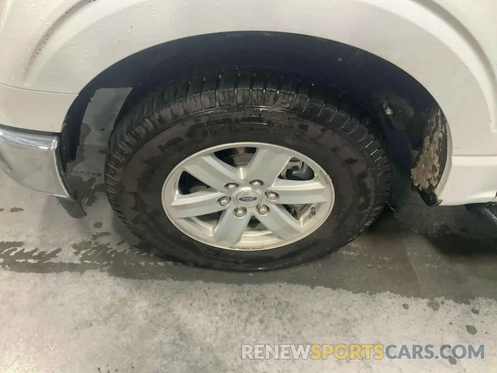 2 Photograph of a damaged car 1FTFW1CD5NFB29935 FORD F150 2022