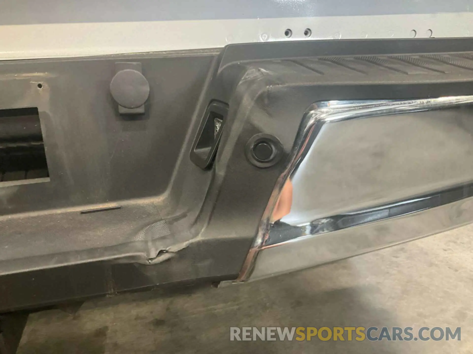 21 Photograph of a damaged car 1FTFW1CDXNFB29932 FORD F150 2022