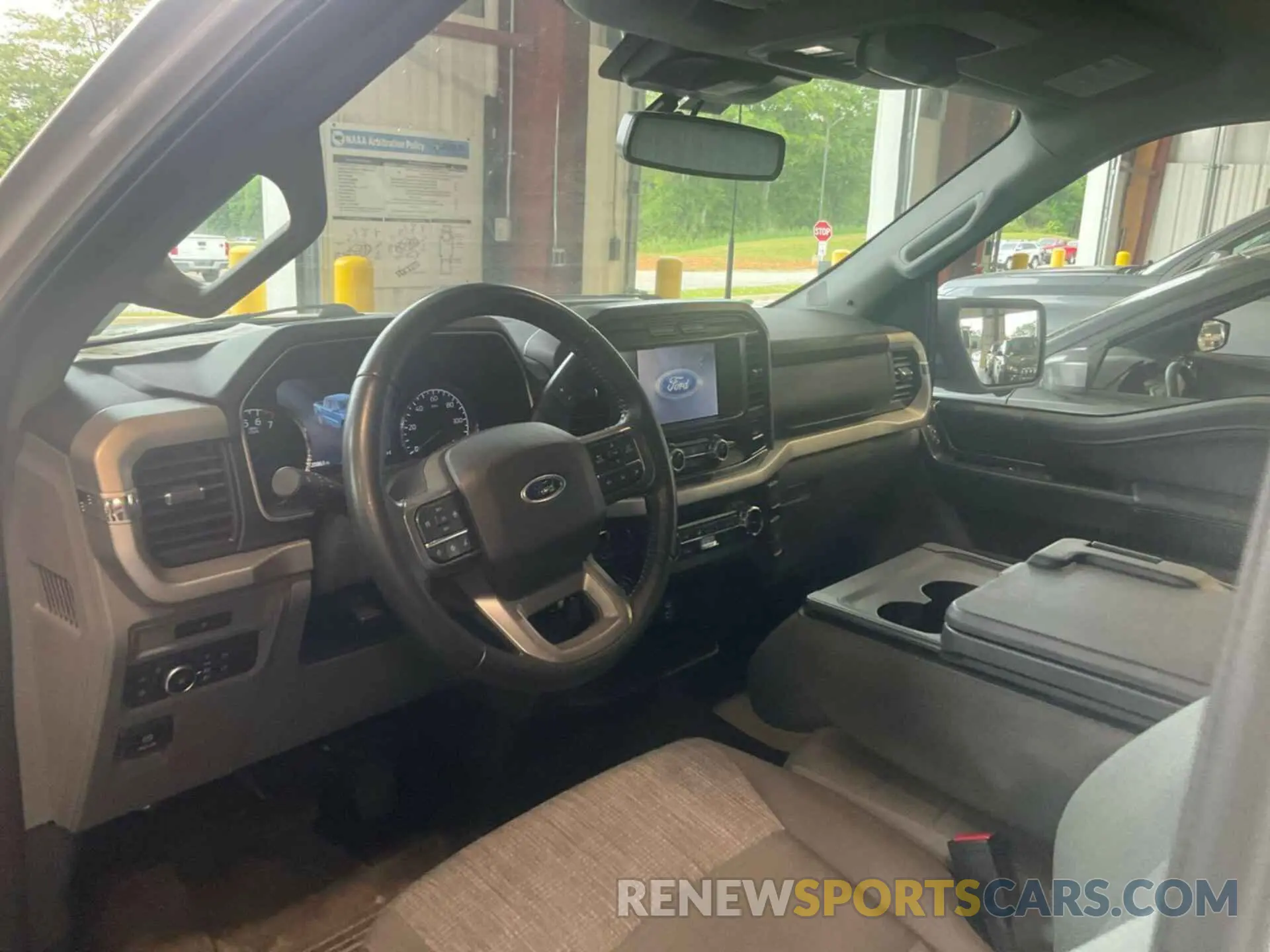 4 Photograph of a damaged car 1FTFW1CDXNFB29932 FORD F150 2022