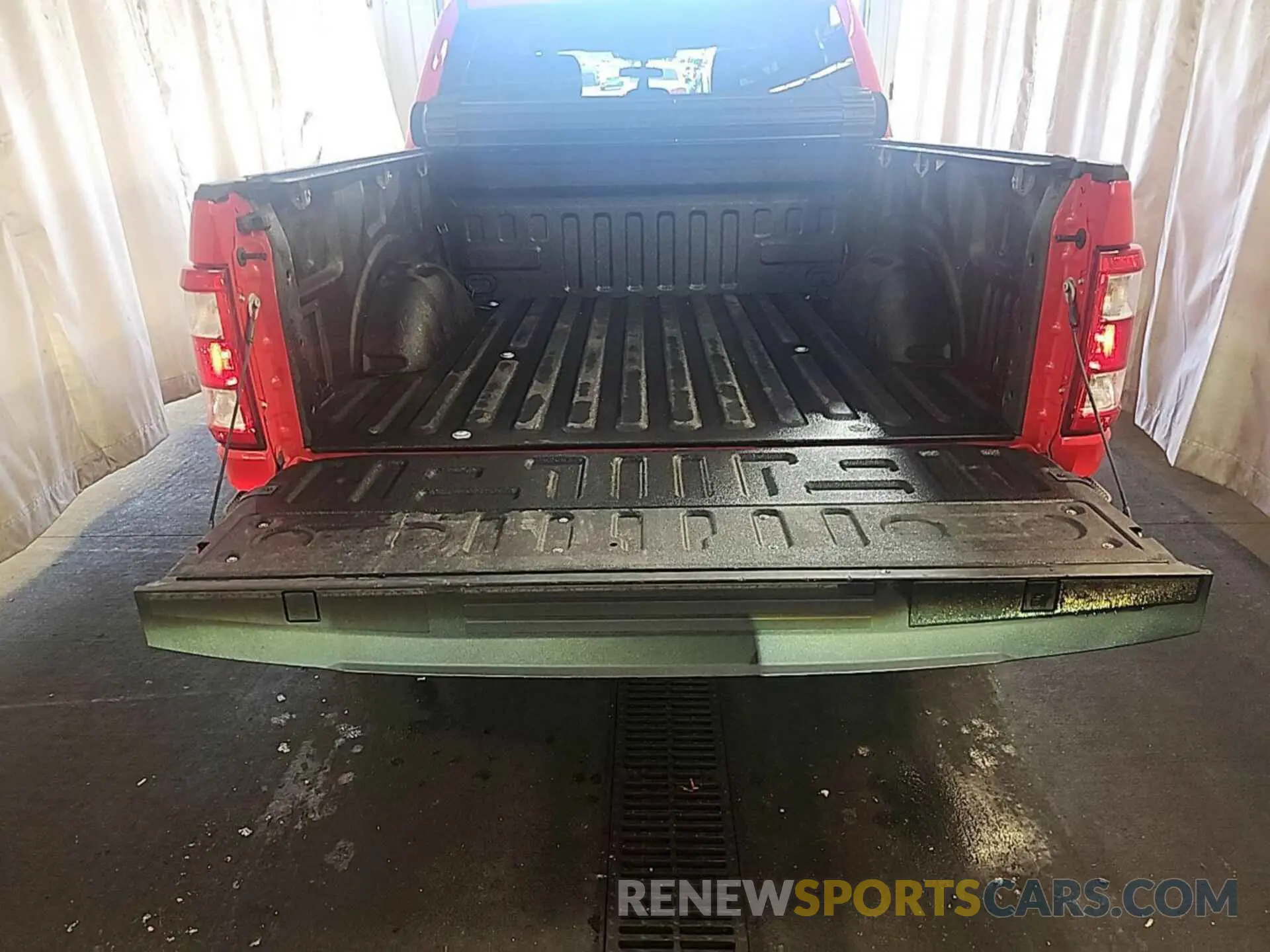 11 Photograph of a damaged car 1FTFW1E82NKE17693 FORD F150 2022