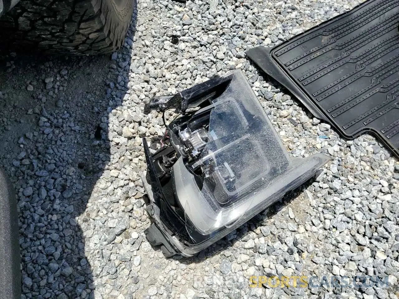 12 Photograph of a damaged car 1FTFW1RG9NFA11498 FORD F150 2022