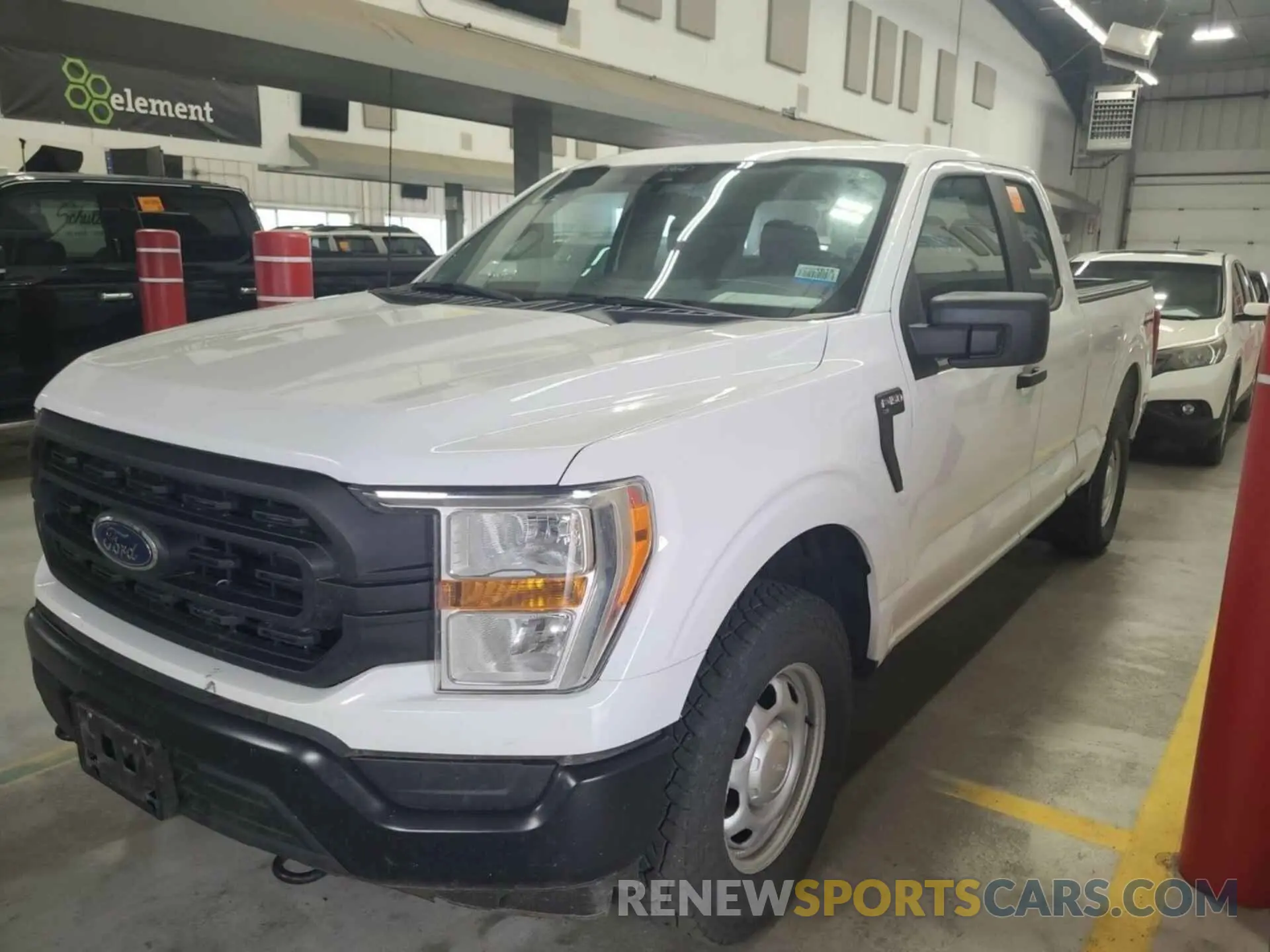 8 Photograph of a damaged car 1FTFX1E55NKD27957 FORD F150 2022